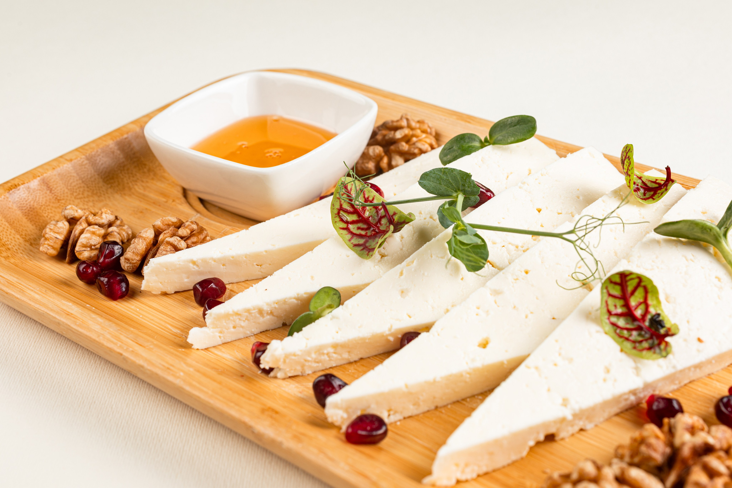 Niko Bishkek — фуд-фотосъёмка блюд грузинской кухни для меню. Фотограф в Бишкеке Оксана Шувалова