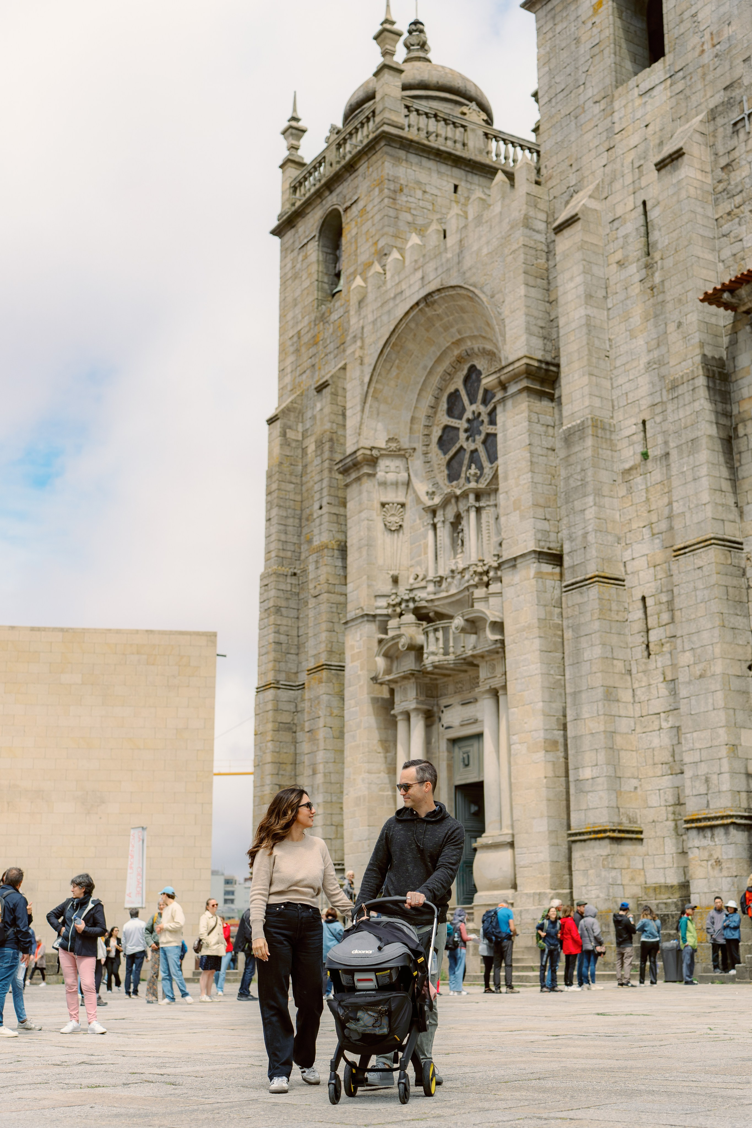Семейная фотосессия в Порту. Фотограф в Португалии Полина Готовая