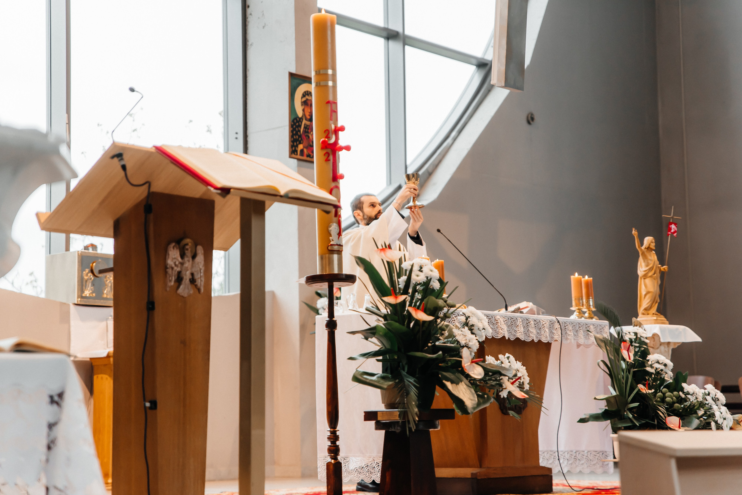 Chrzest Maja. Eugene Save – Fotograf Ślubny i Rodzinny | Warszawa i Cała Polska