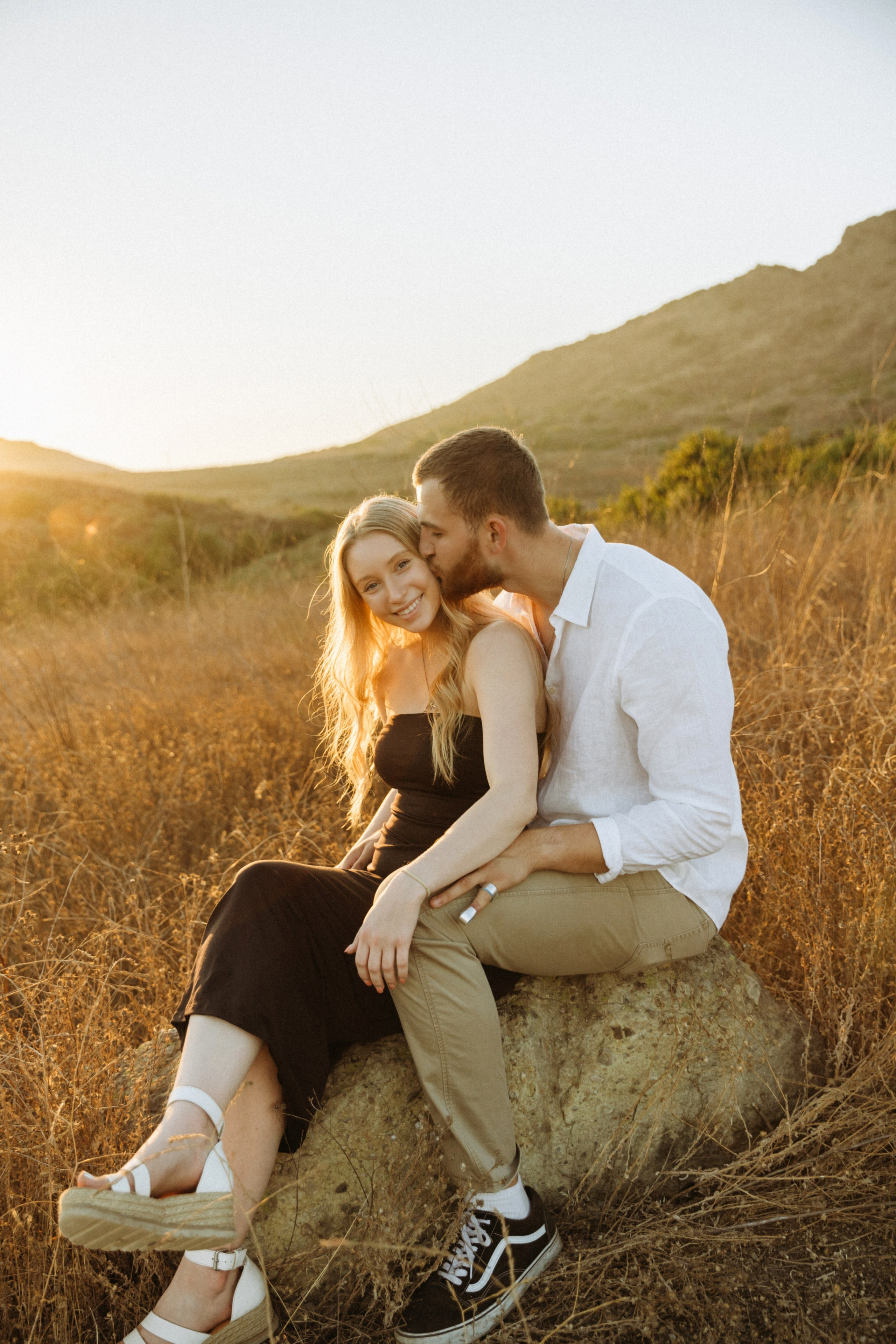 Anniversary Photoshoot at Sunset in a Scenic Field | Taya Frank. Southern California Family and Couple Photographer