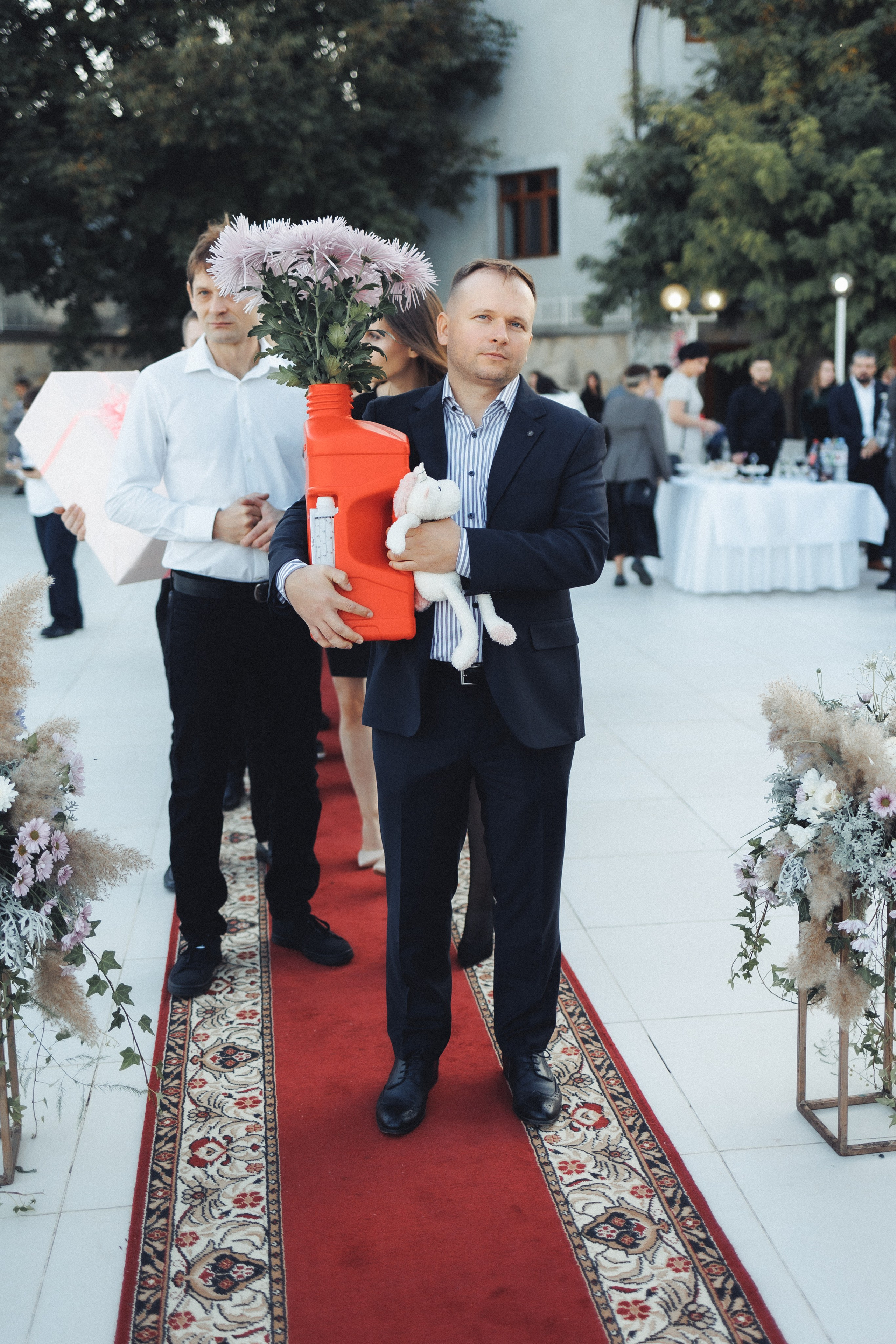 X & S. Fotograful evenimentului tău