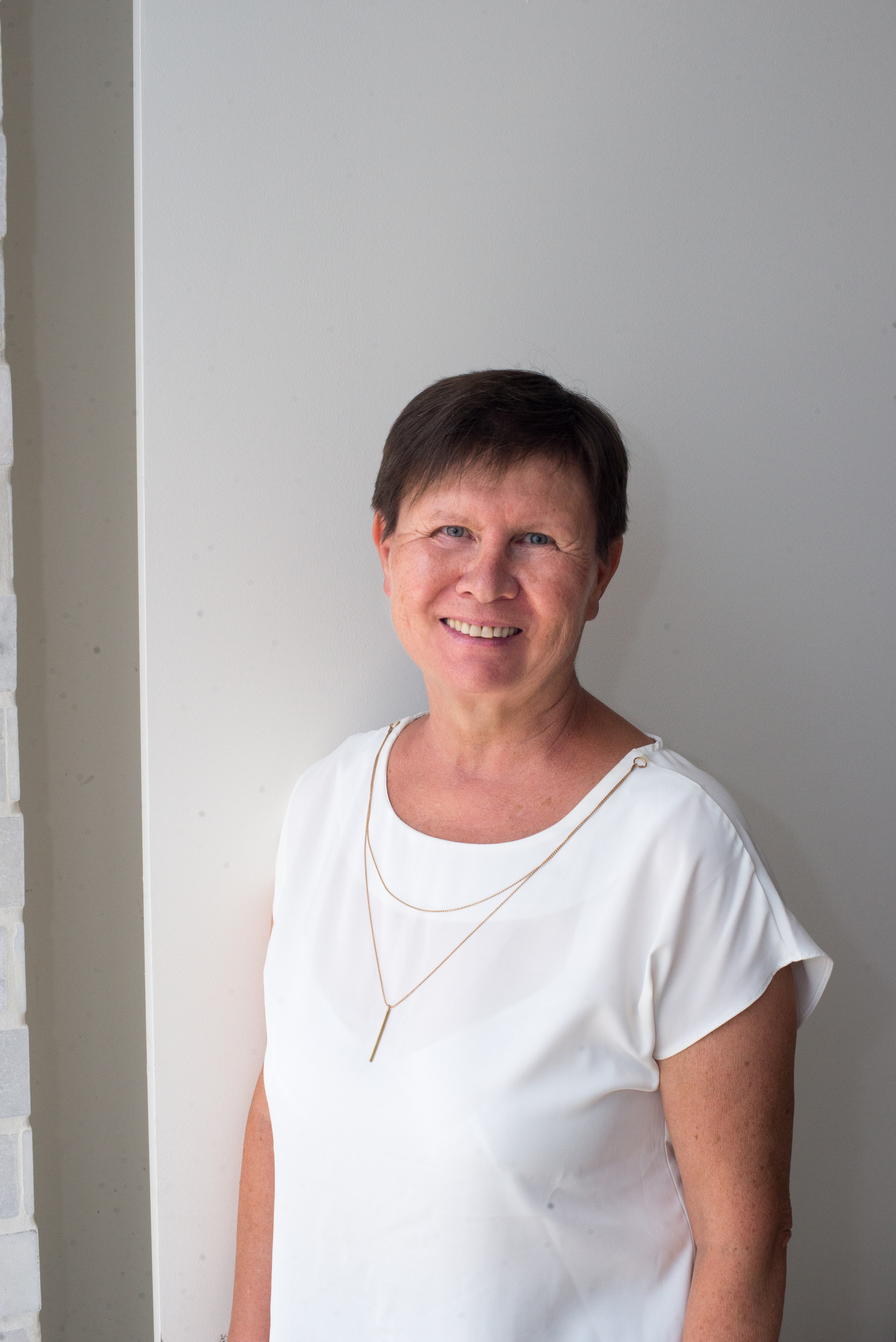 Катя, Андрей Мирон и Лео. Визуальный брендинг