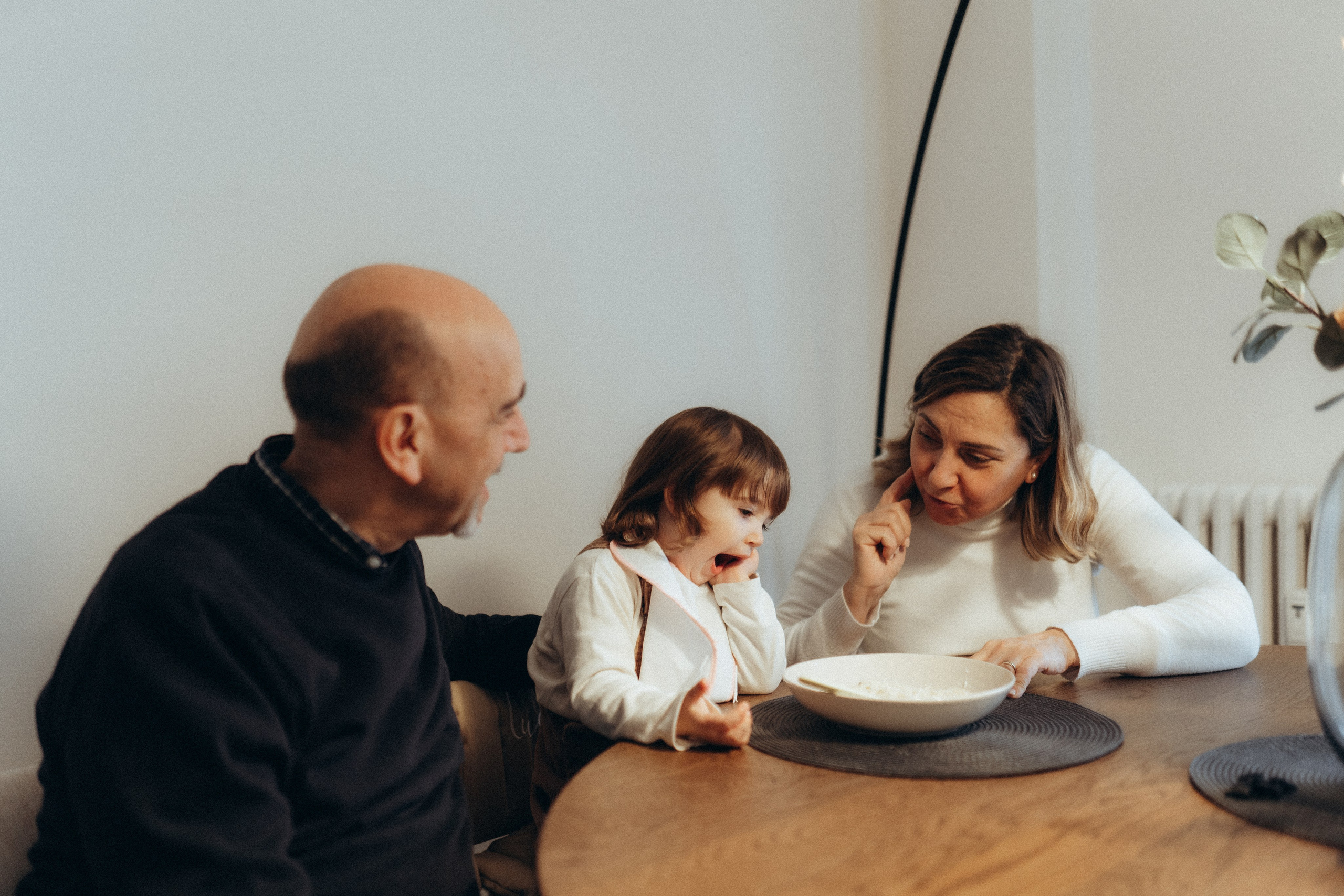 Fotografia artistica di neonato nei primi giorni di vita a Varese