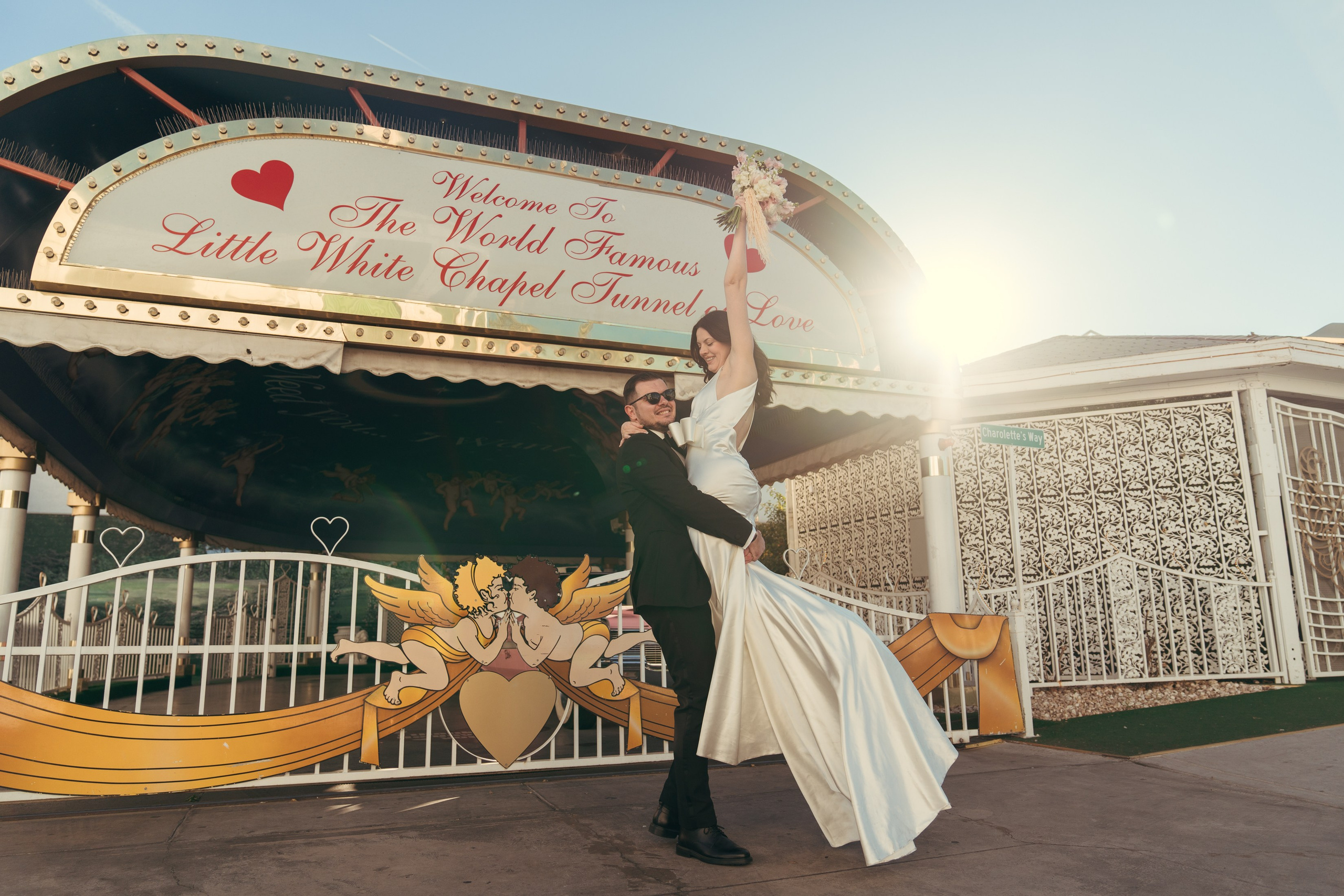 Zenaida&Eros. Wedding & elopement photographer Viktoriya Kravtsov. Las Vegas