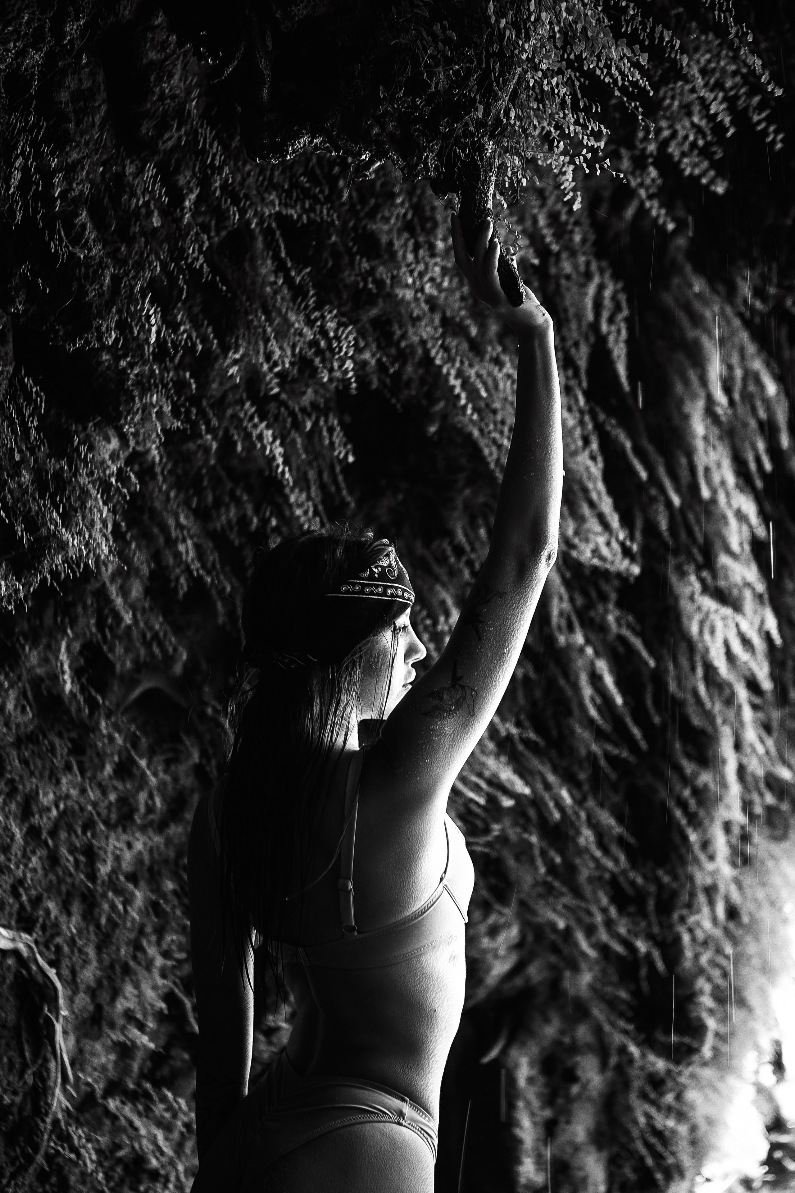 Пленер. Женский сексуальный фотограф в Анталии, Турции Надин Оздемир