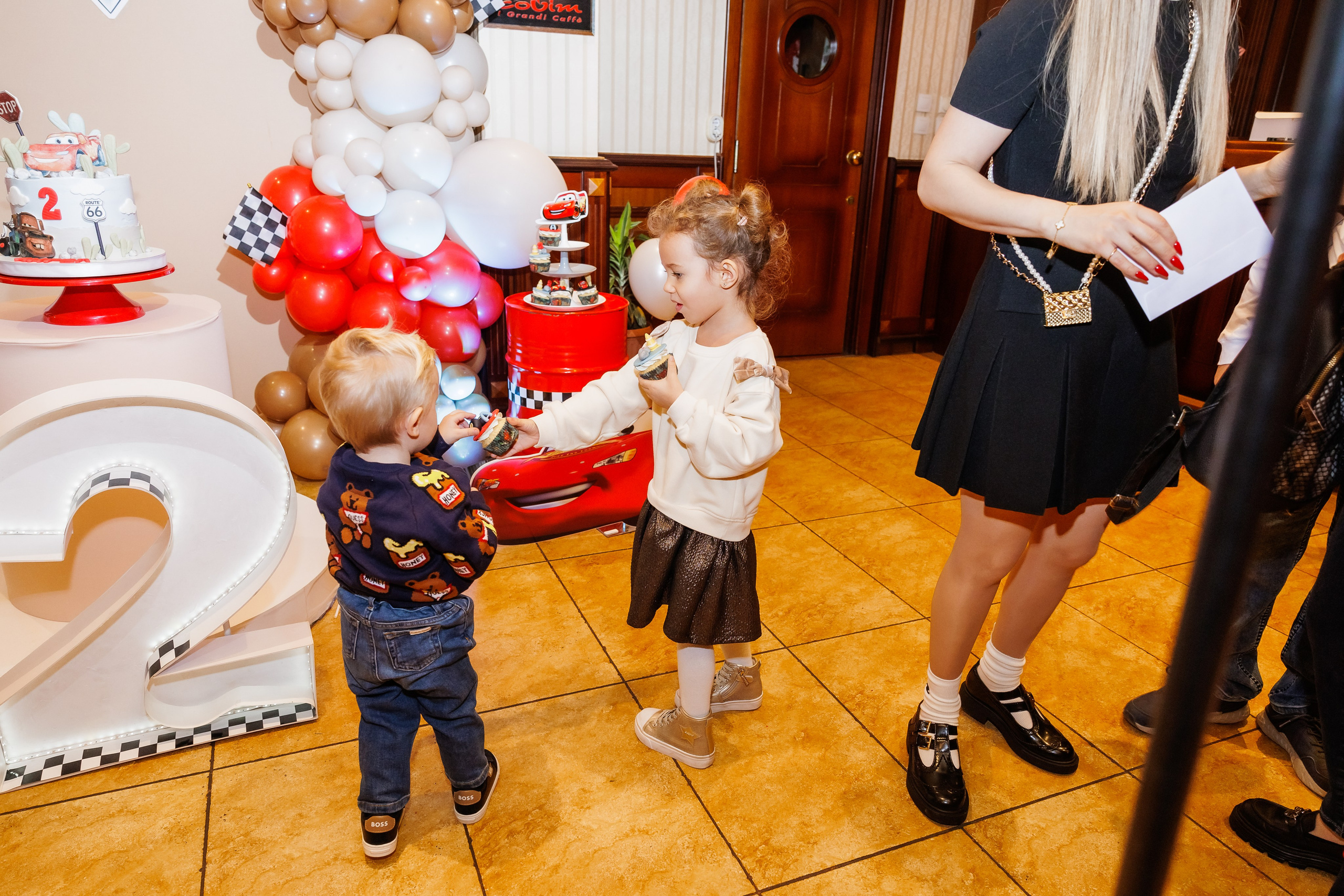 Честит Рожден Ден. Фотограф Ирина Йотова