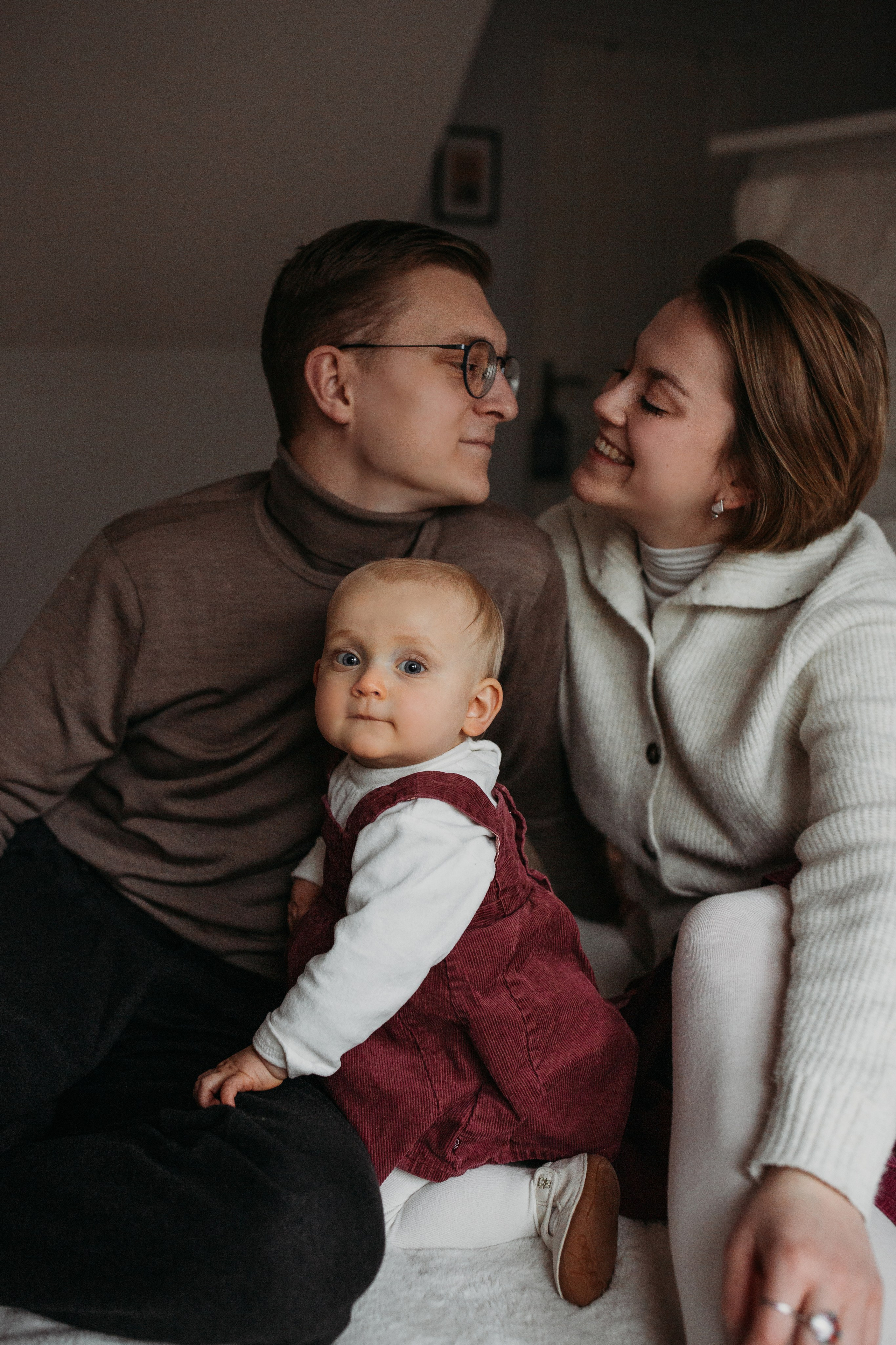 Cozy home family shooting. Photographer Rouen, France