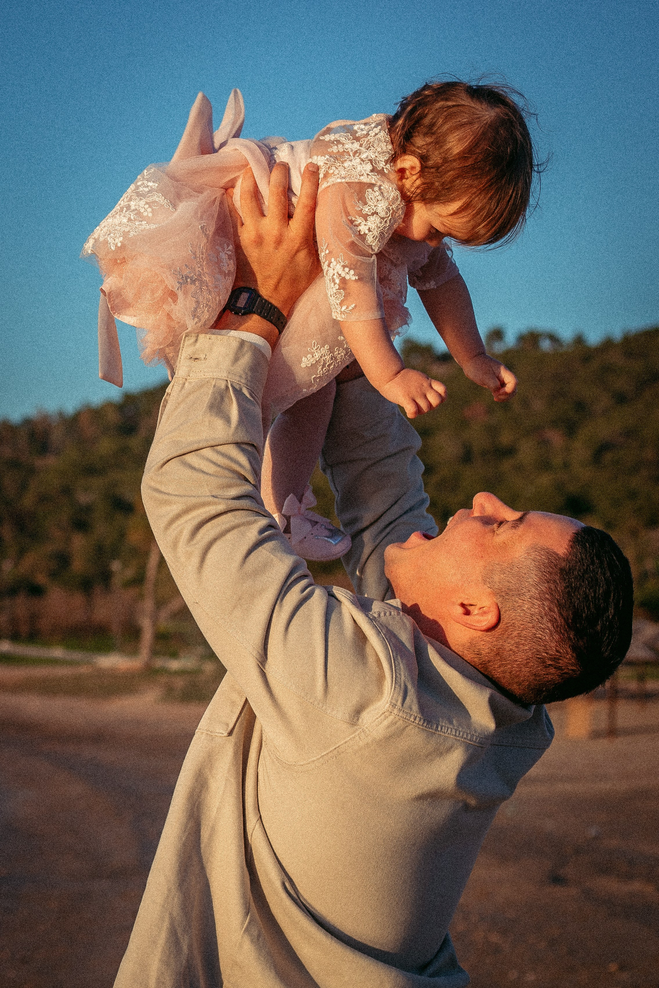 Little Beach Celebration. Family Photographer in Greece