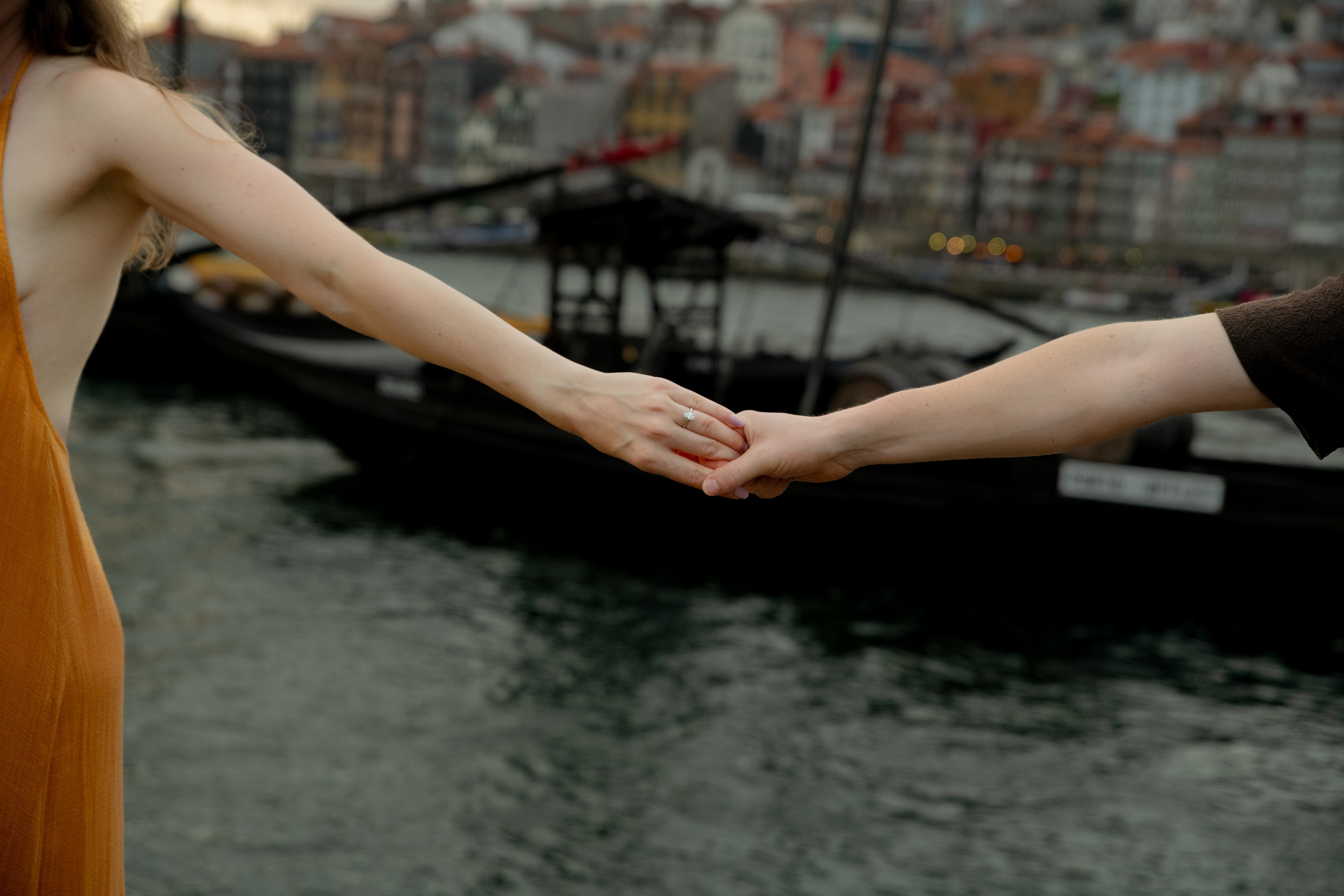 STEPHANIE and MICHAEL. Porto. Anastasiia Antoniuk portrait, family and couple photographer, Portugal