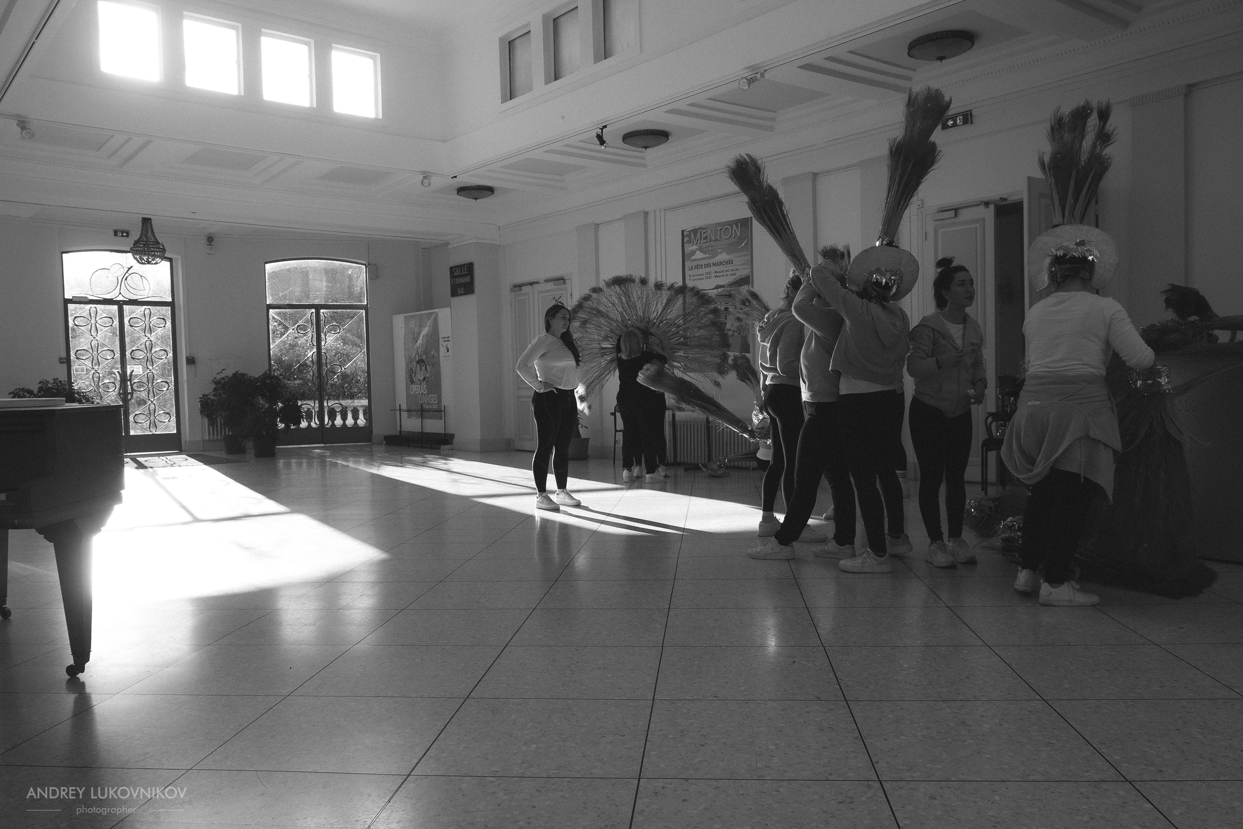 Backstage and carnival photographer in Europe — Spain, France, Italy | Andrey Lukovnikov