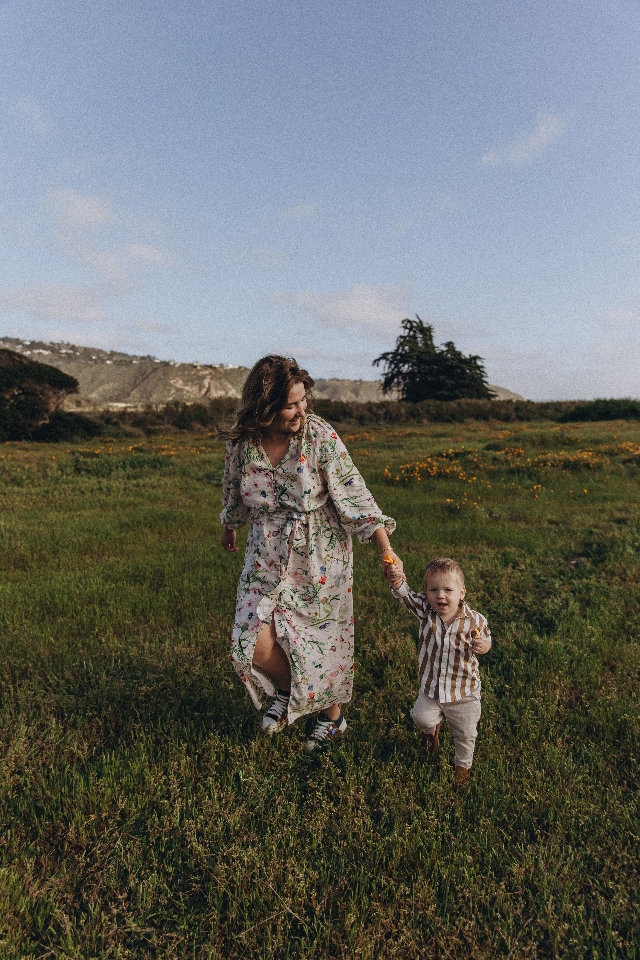 Sesión de fotos familiar en el campo — costa Chilena. Photographer in Santiago, Chile Anna Almazova