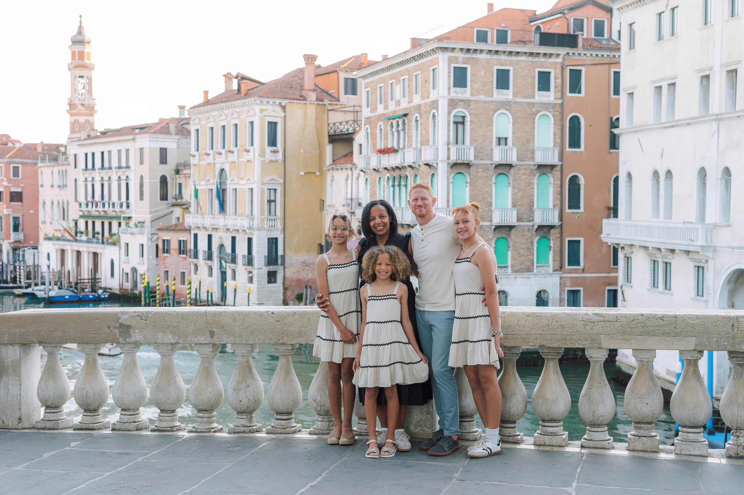 Eliza, Elena, Elliana, Teresa and Brad. Photographer in Venice Anna Terzi