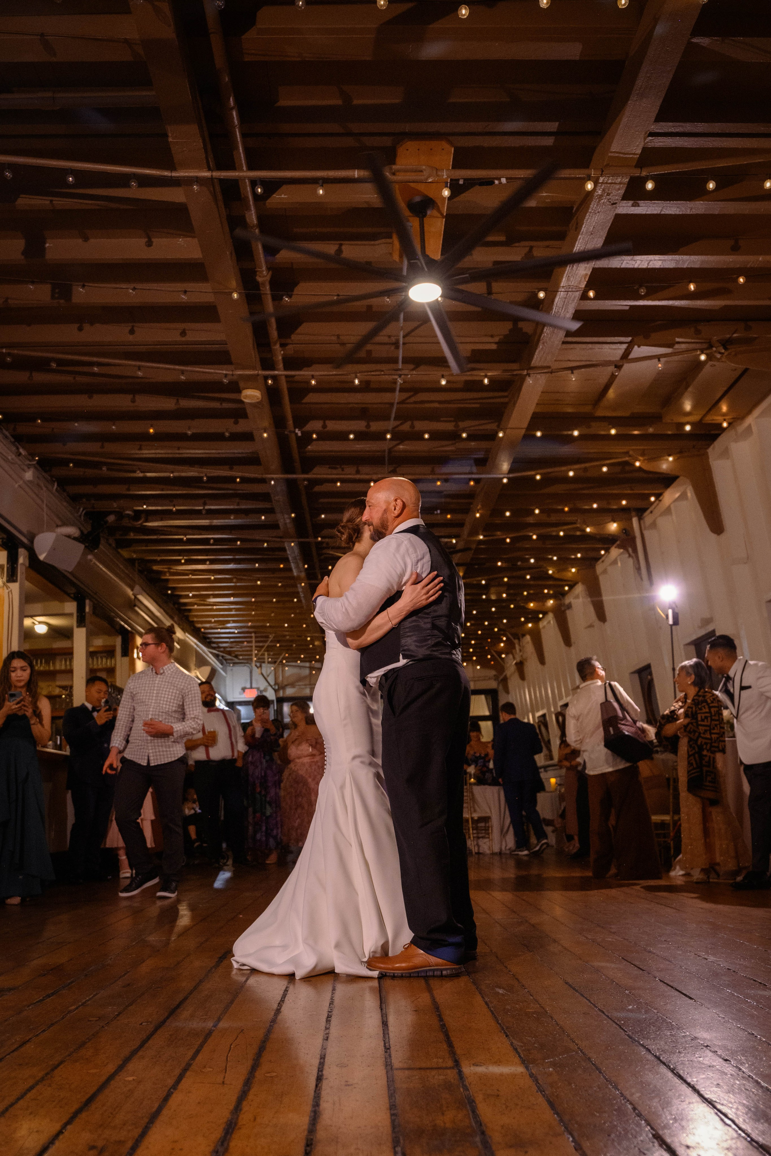 Kevin & Katie. Wedding & portrait photography in the Seattle Area. Helen Michelle photographer
