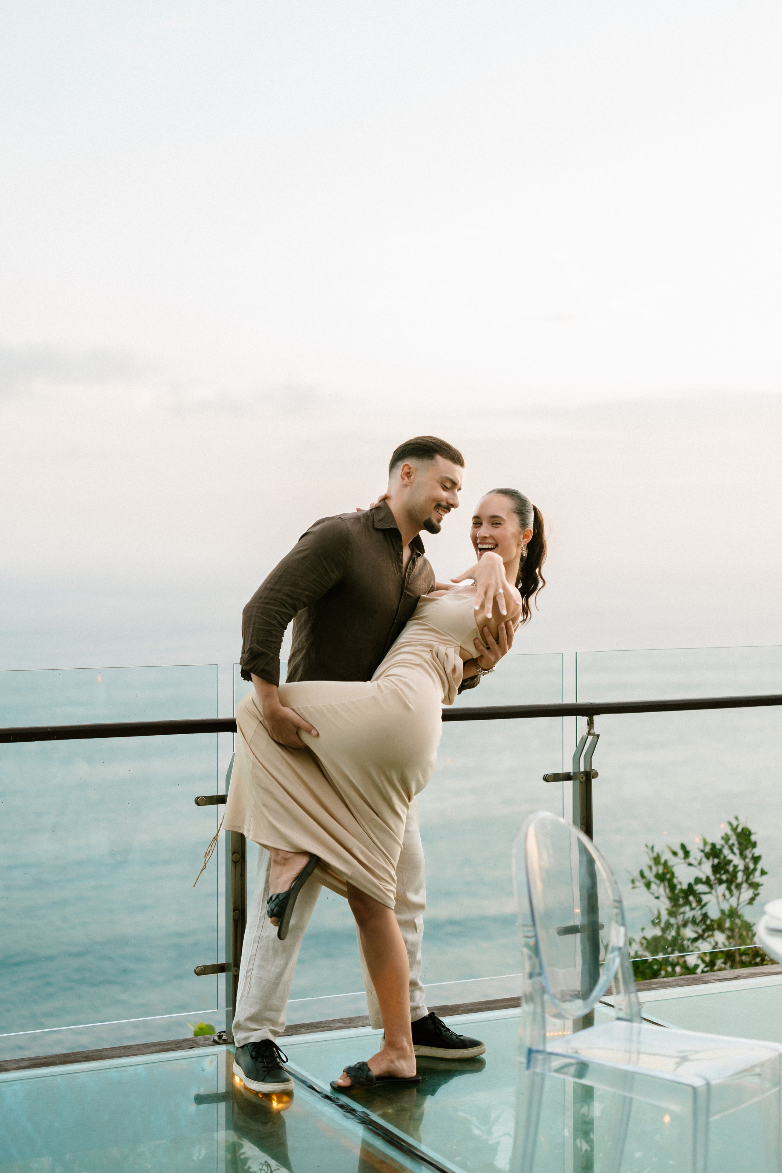 Nicolaos & Ivanna. Female Photographer in Bali