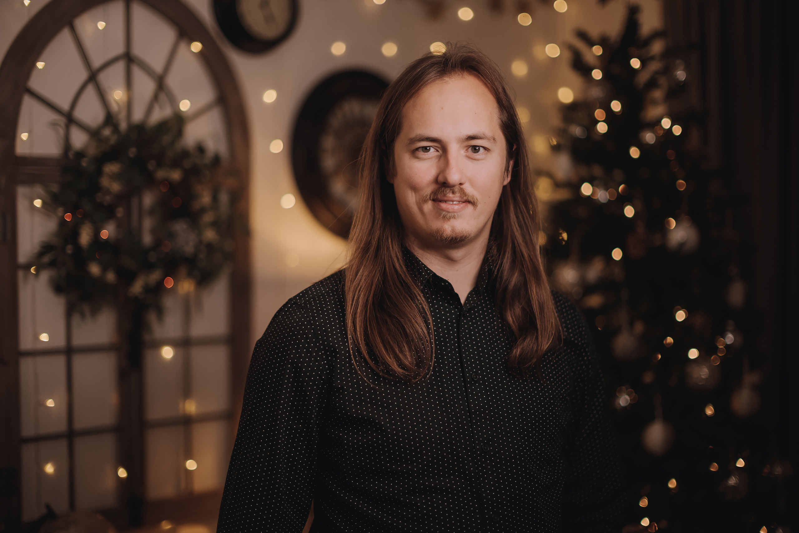 11.19.2022 Christmas Photoshoot 4. Wedding family event photographer in Chicago Nick Yushevich