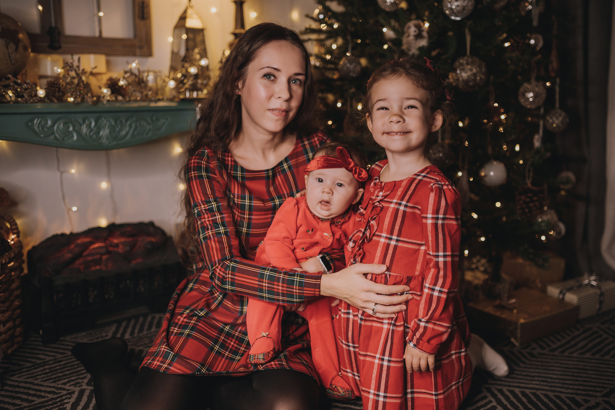 11.14.2022 Christmas Photoshoot 2. Wedding family event photographer in Chicago Nick Yushevich