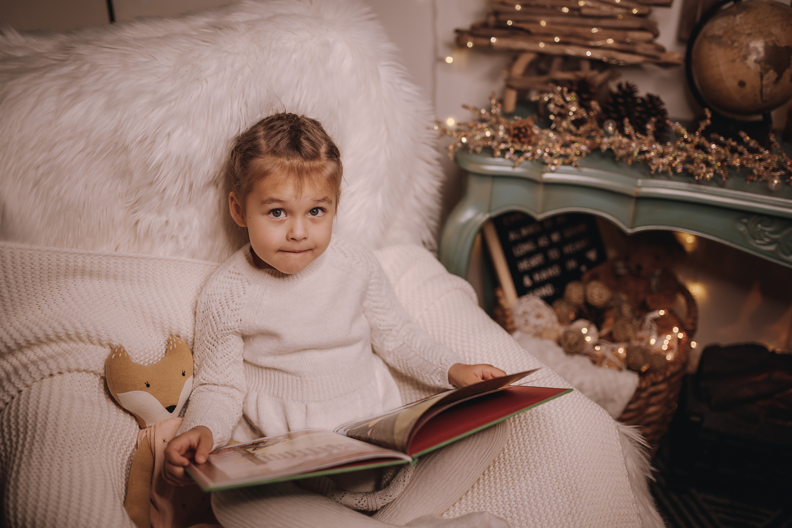 11.19.2022 Christmas Photoshoot 4. Wedding family event photographer in Chicago Nick Yushevich