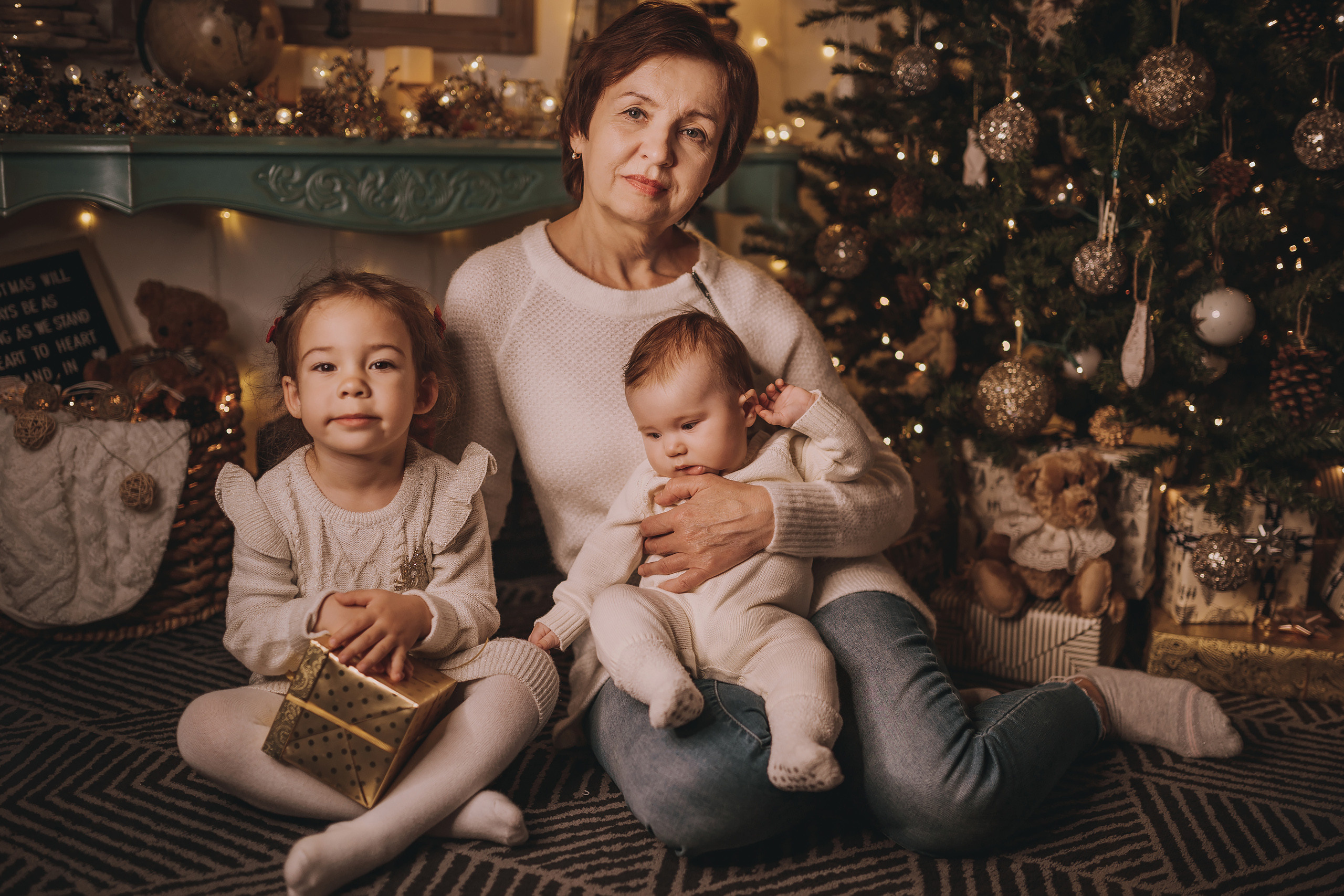 11.14.2022 Christmas Photoshoot 2. Wedding family event photographer in Chicago Nick Yushevich