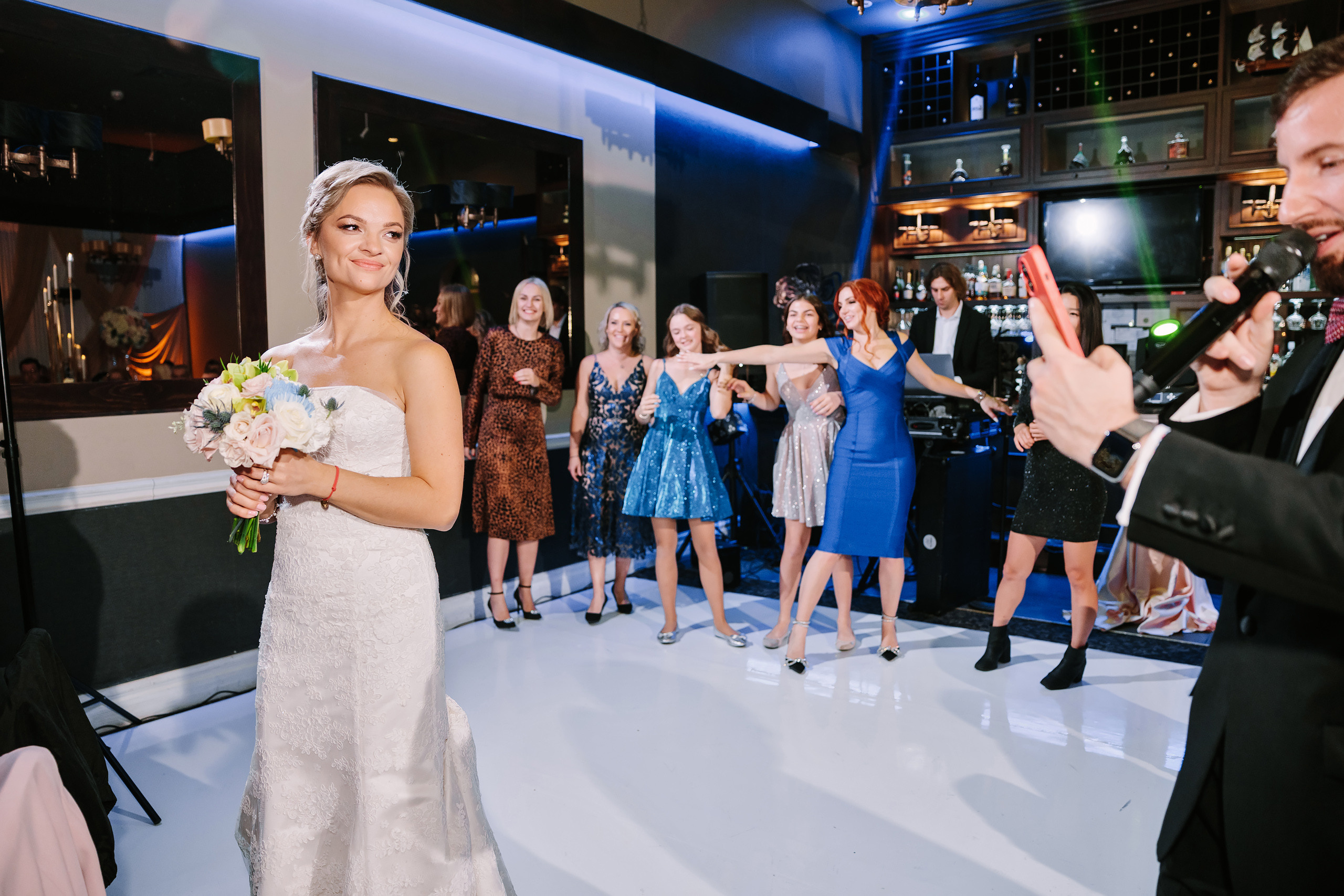 10.29.2022 Wedding. Wedding family event photographer in Chicago Nick Yushevich