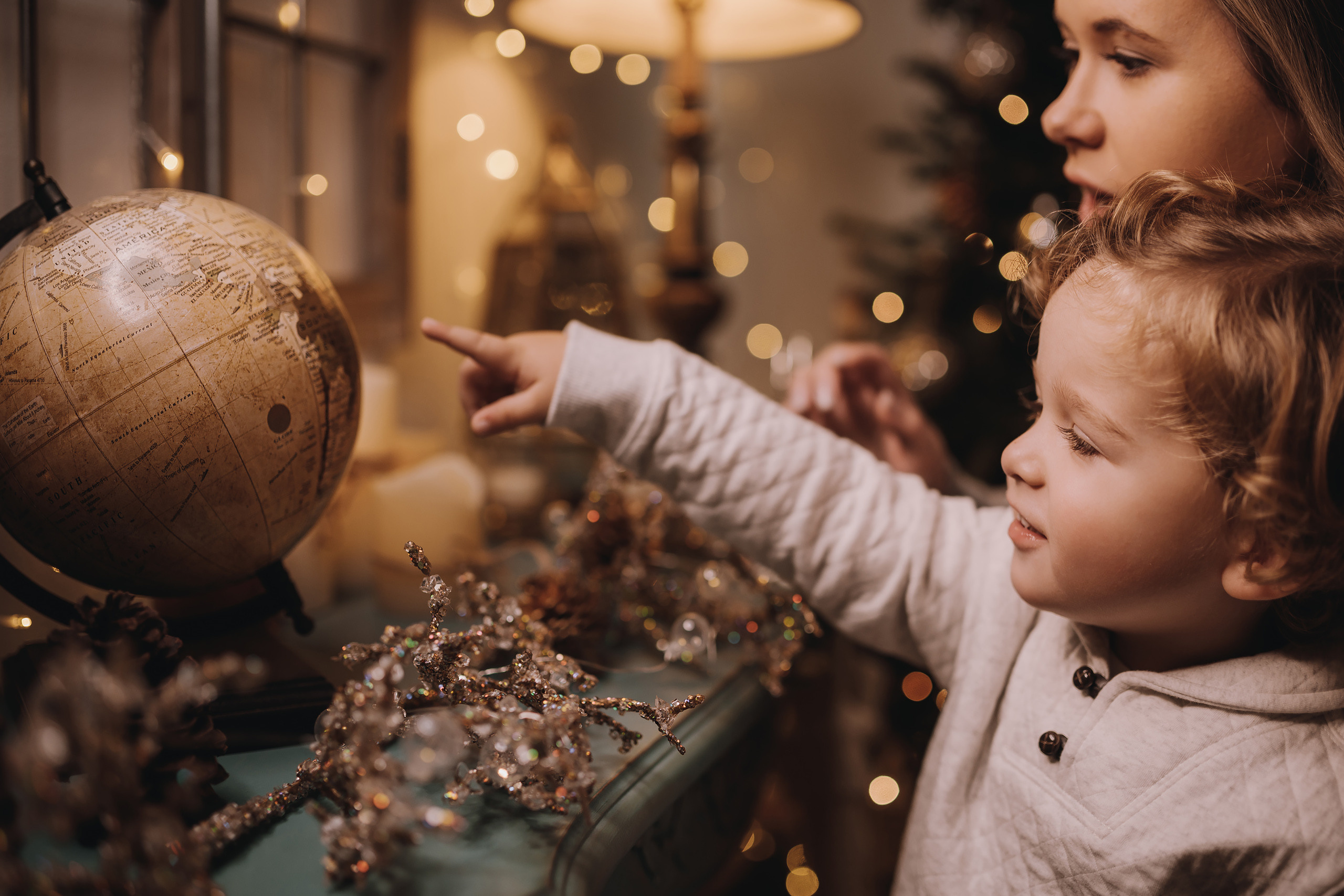 11.27.2022 Christmas Photoshoot 7. Wedding family event photographer in Chicago Nick Yushevich