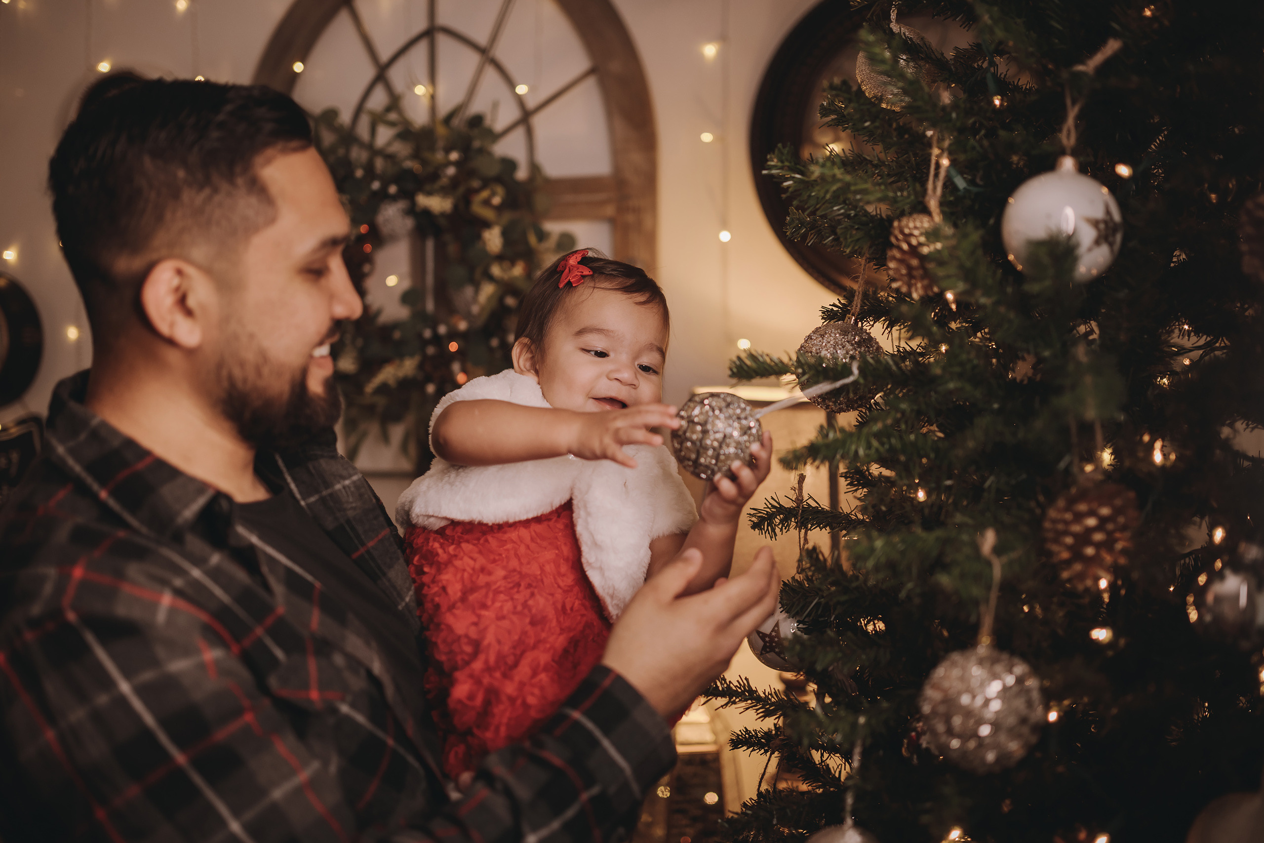 11.16.2022 Christmas Photoshoot 3. Wedding family event photographer in Chicago Nick Yushevich