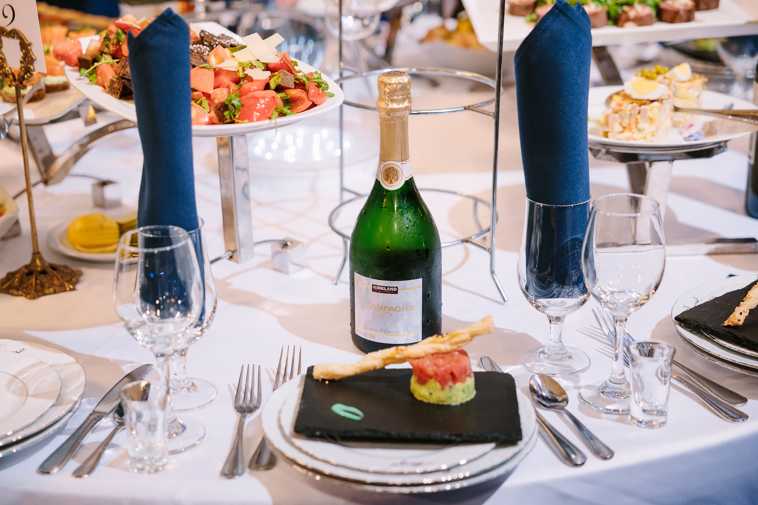 10.29.2022 Wedding. Wedding family event photographer in Chicago Nick Yushevich