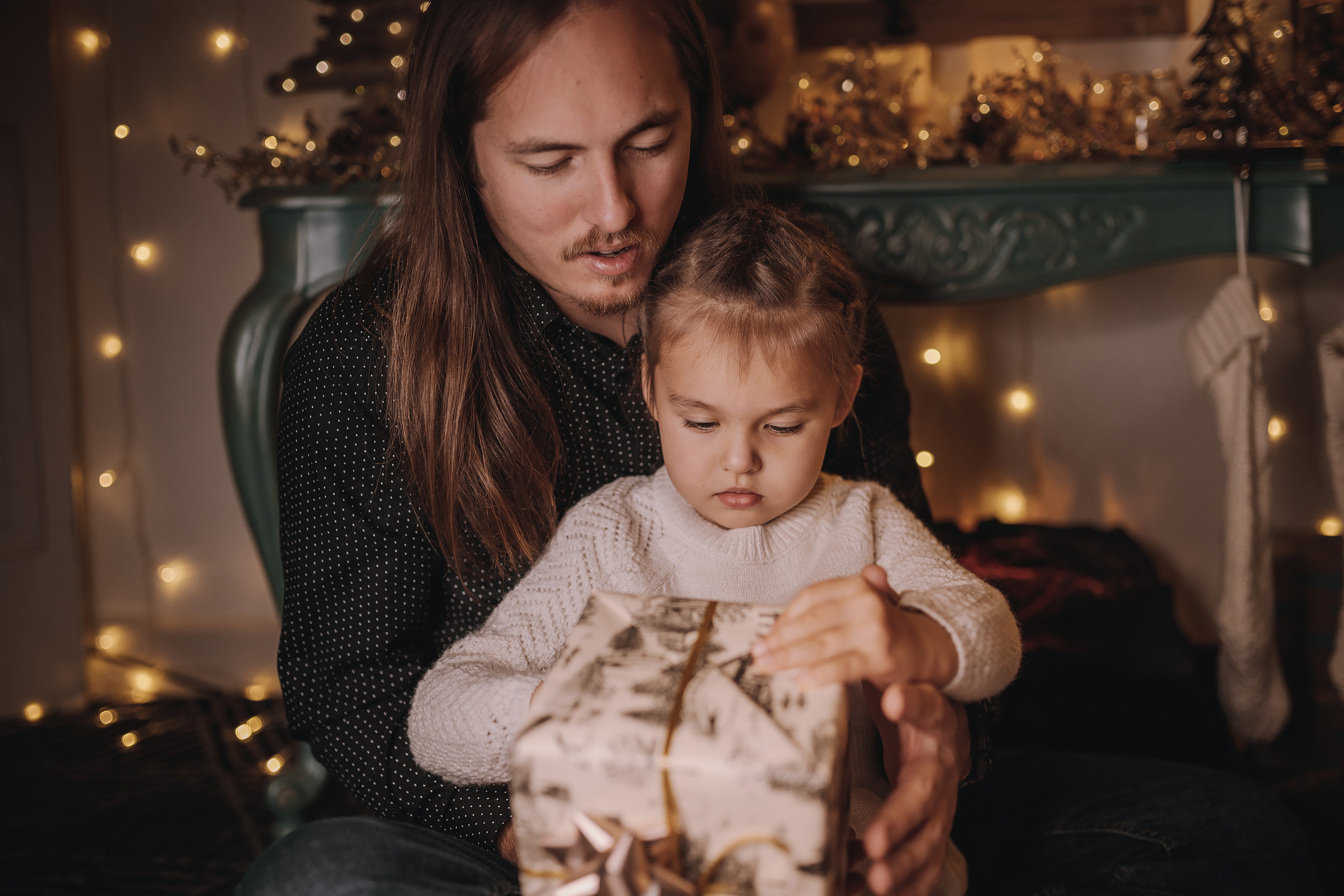 11.19.2022 Christmas Photoshoot 4. Wedding family event photographer in Chicago Nick Yushevich