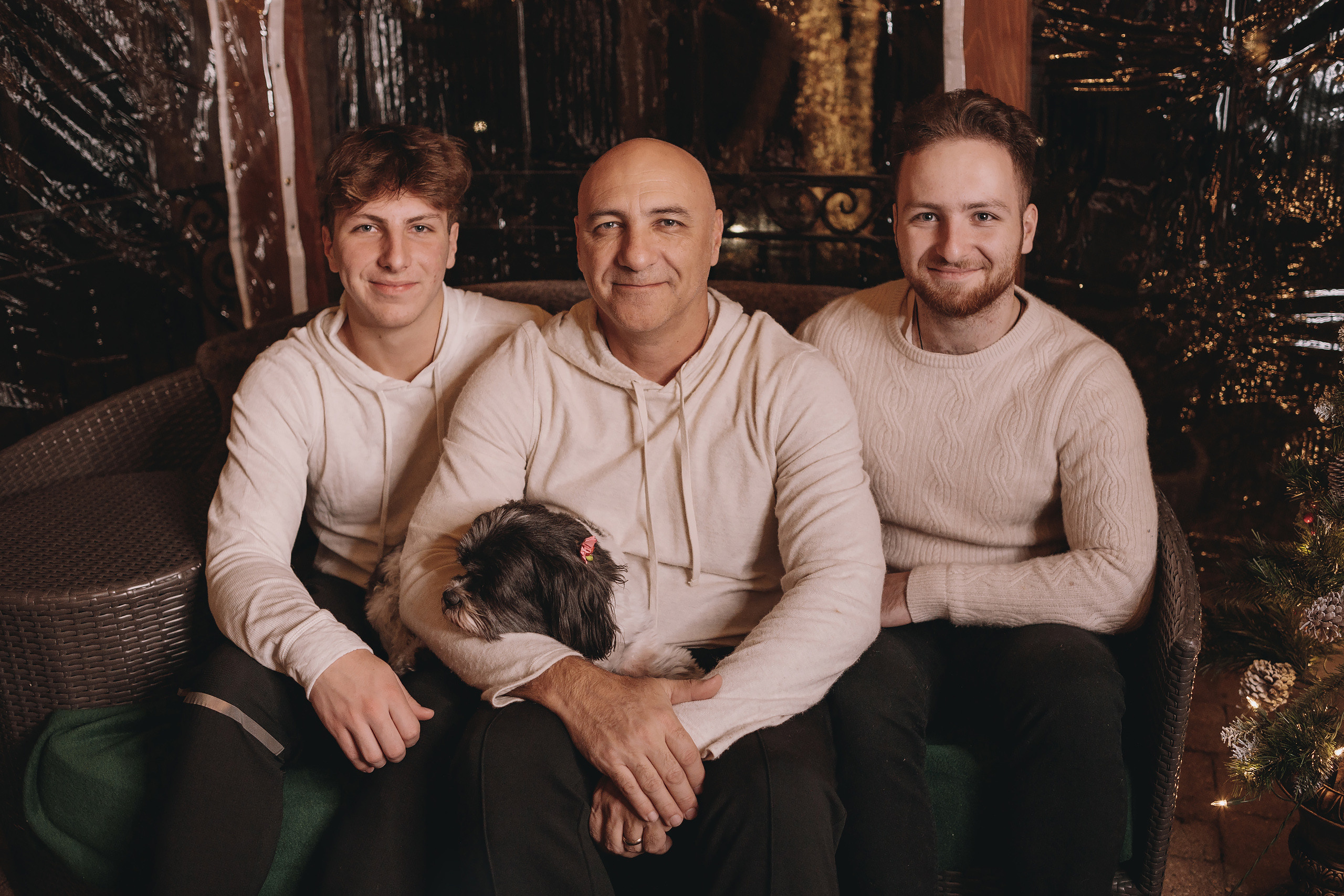 11.26.2022 Christmas Photoshoot. Wedding family event photographer in Chicago Nick Yushevich