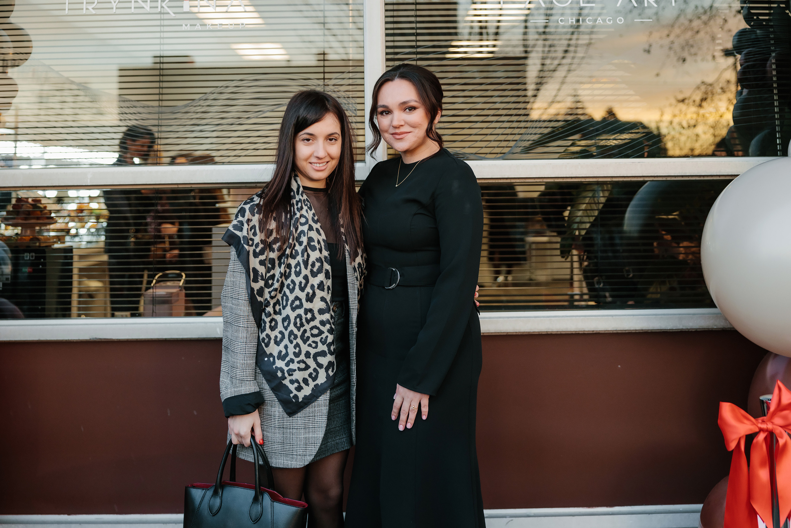 Grand Opening Trynkina Makeup 11.20.2022. Wedding family event photographer in Chicago Nick Yushevich