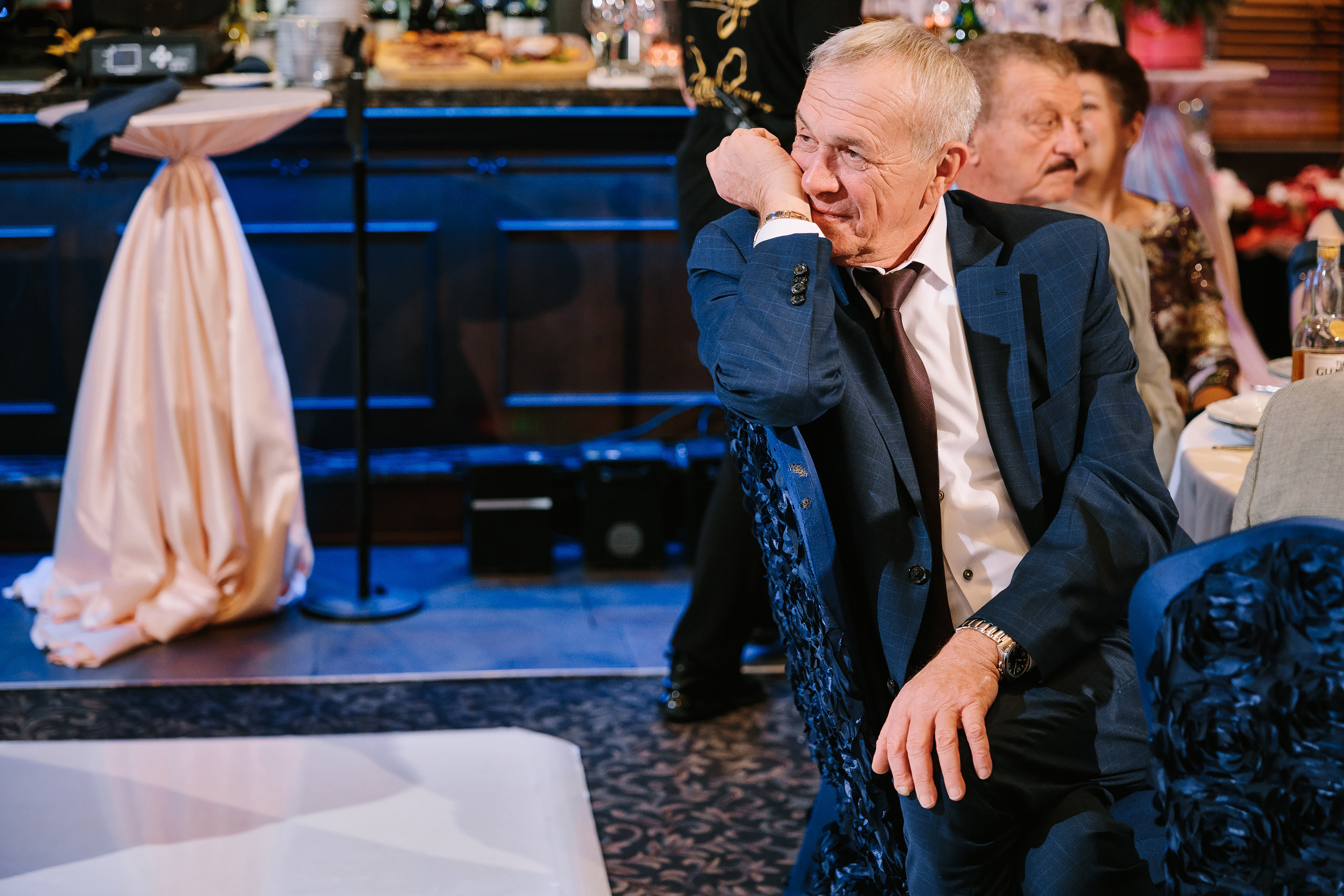 10.29.2022 Wedding. Wedding family event photographer in Chicago Nick Yushevich