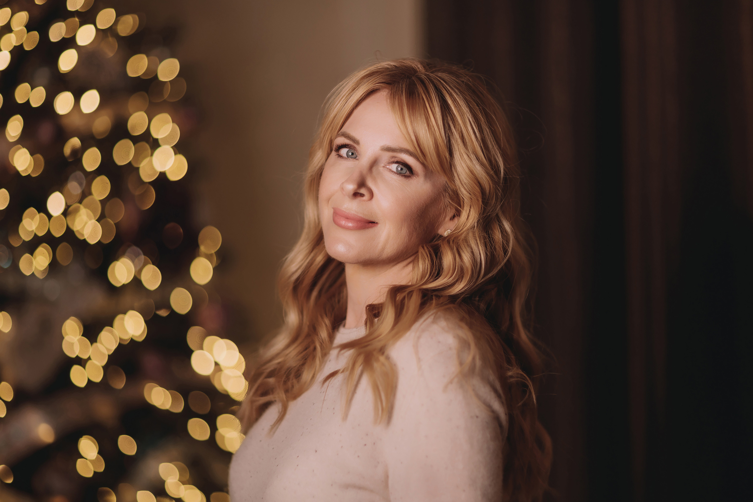 11.26.2022 Christmas Photoshoot. Wedding family event photographer in Chicago Nick Yushevich