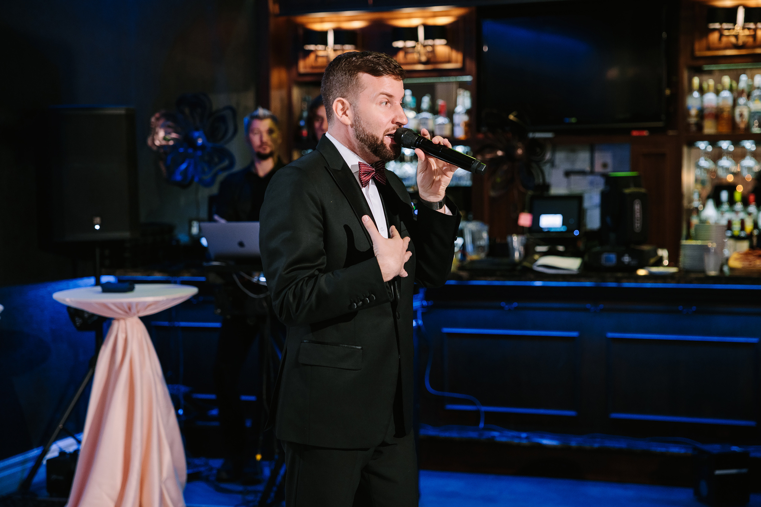 10.29.2022 Wedding. Wedding family event photographer in Chicago Nick Yushevich