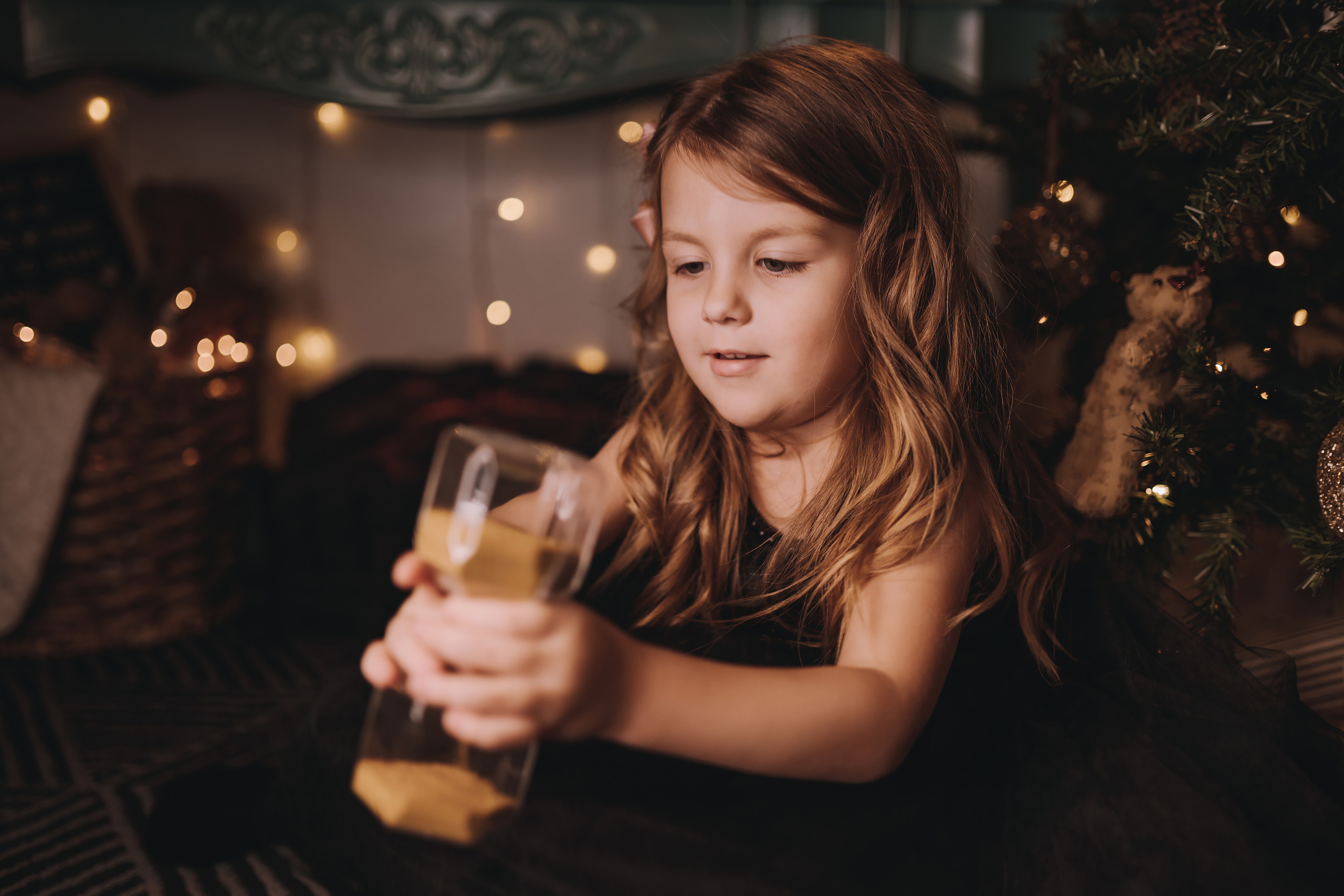 11.25.2022 Christmas Photoshoot 6. Wedding family event photographer in Chicago Nick Yushevich