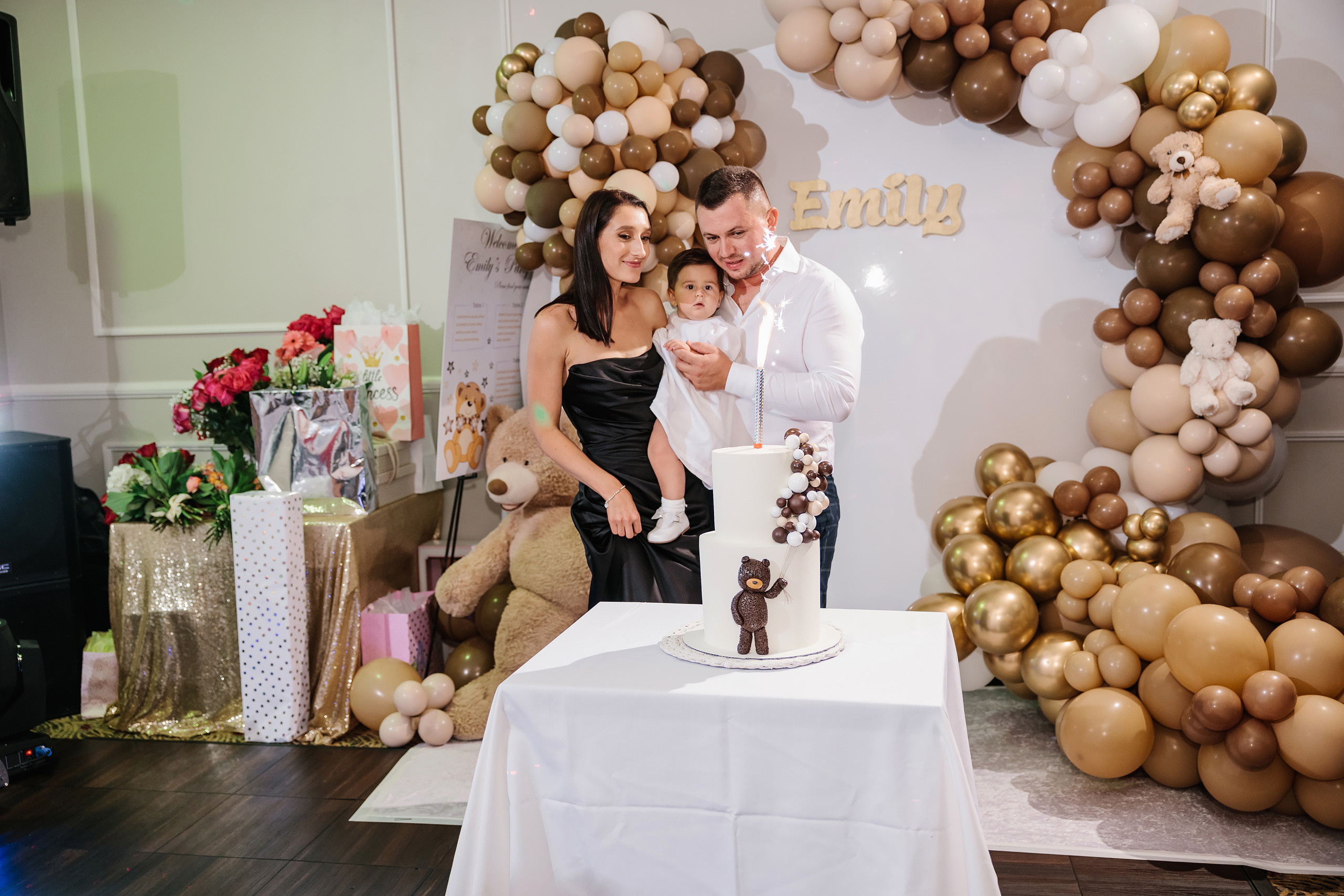 08.20.2022 First birthday. Wedding family event photographer in Chicago Nick Yushevich