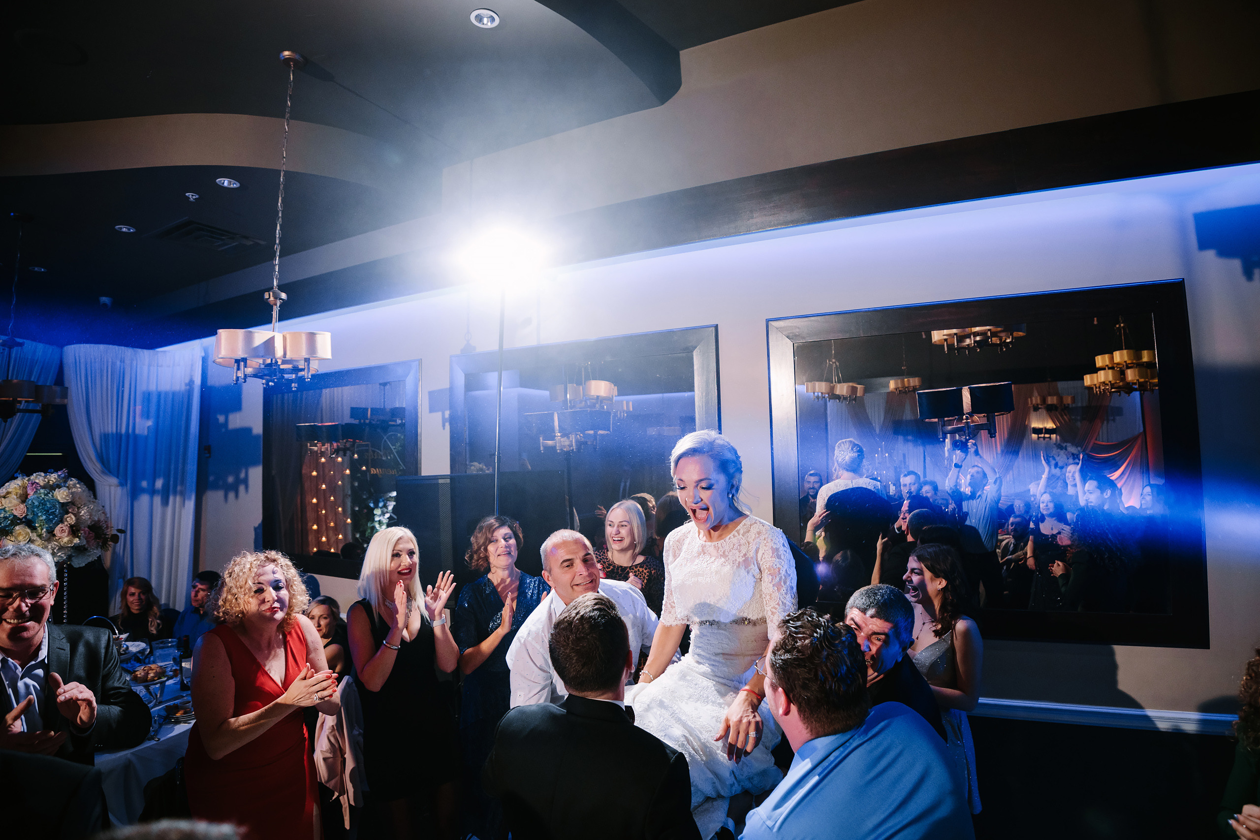 10.29.2022 Wedding. Wedding family event photographer in Chicago Nick Yushevich