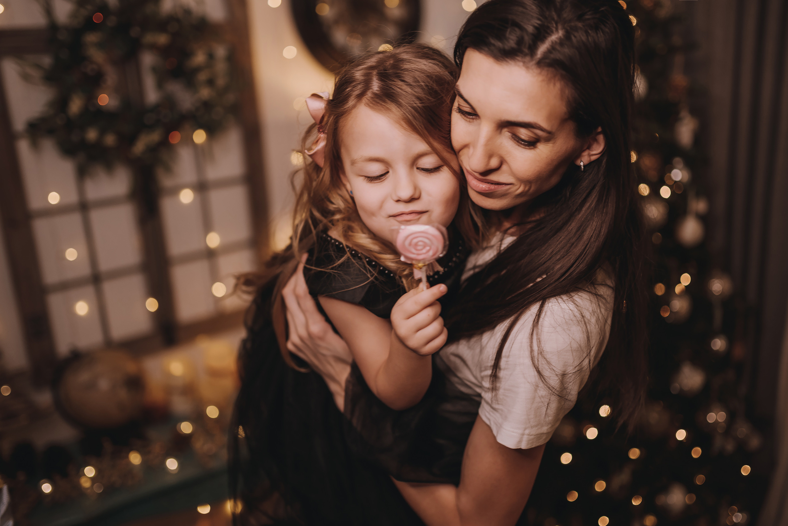 11.25.2022 Christmas Photoshoot 6. Wedding family event photographer in Chicago Nick Yushevich