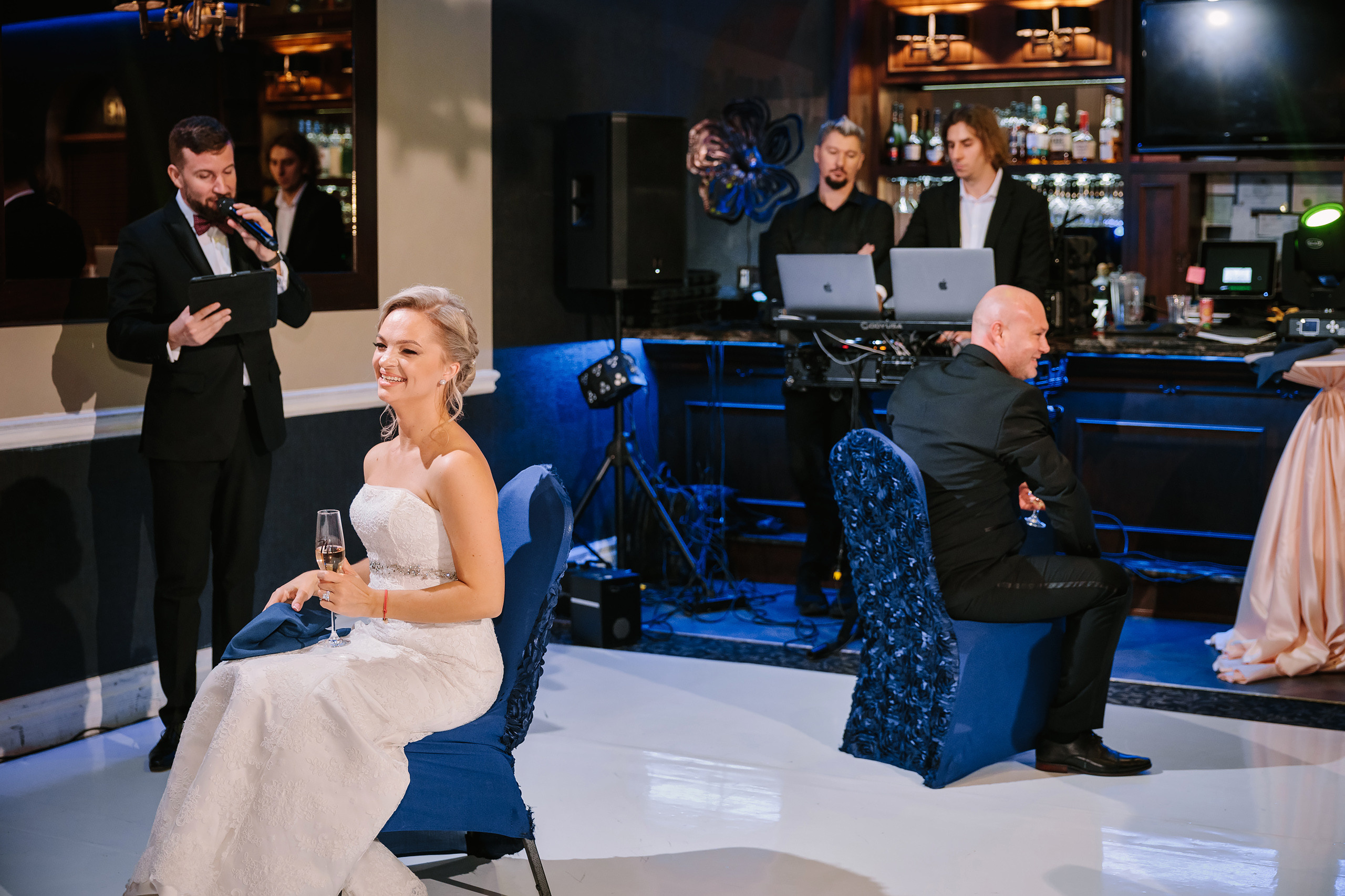 10.29.2022 Wedding. Wedding family event photographer in Chicago Nick Yushevich