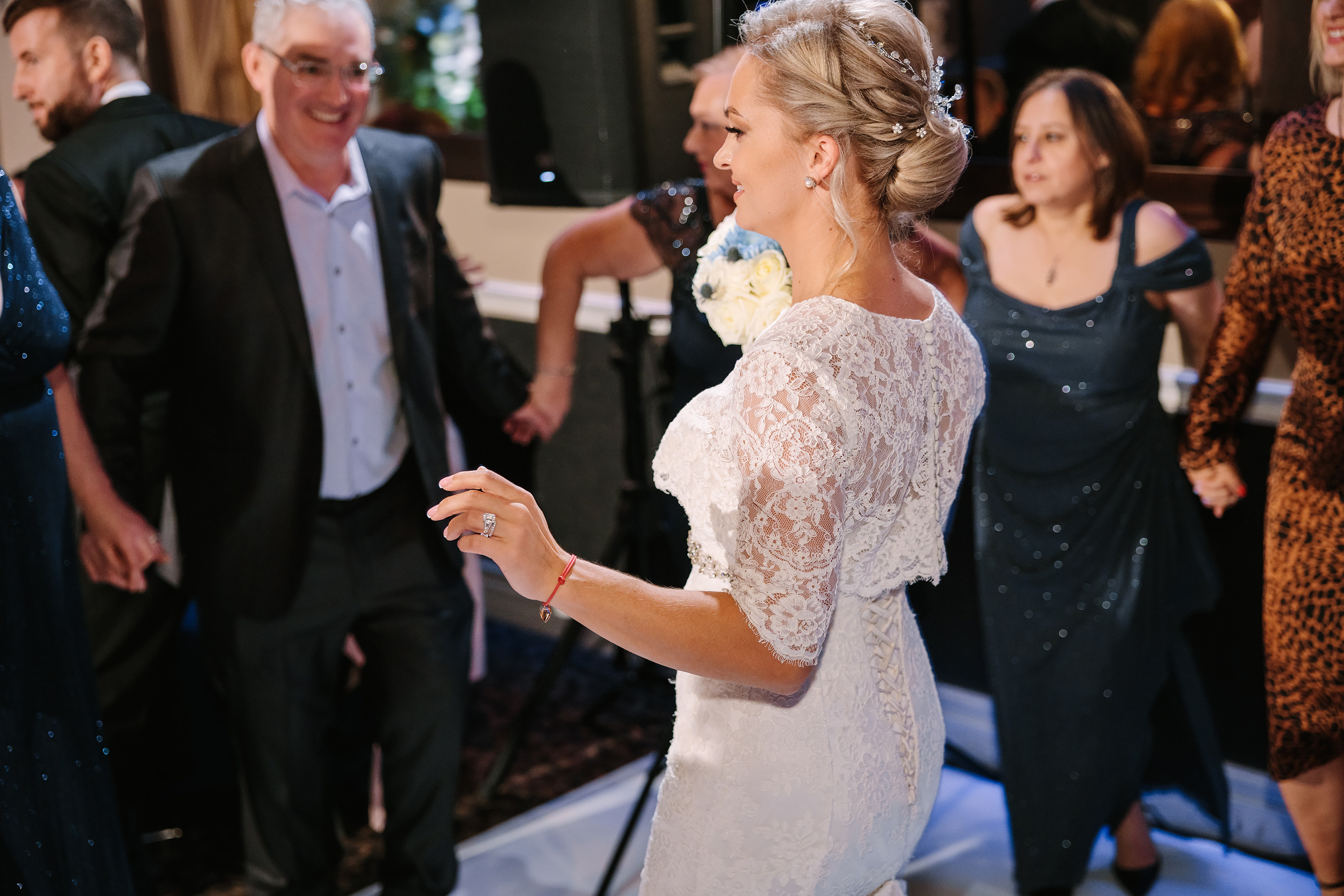 10.29.2022 Wedding. Wedding family event photographer in Chicago Nick Yushevich