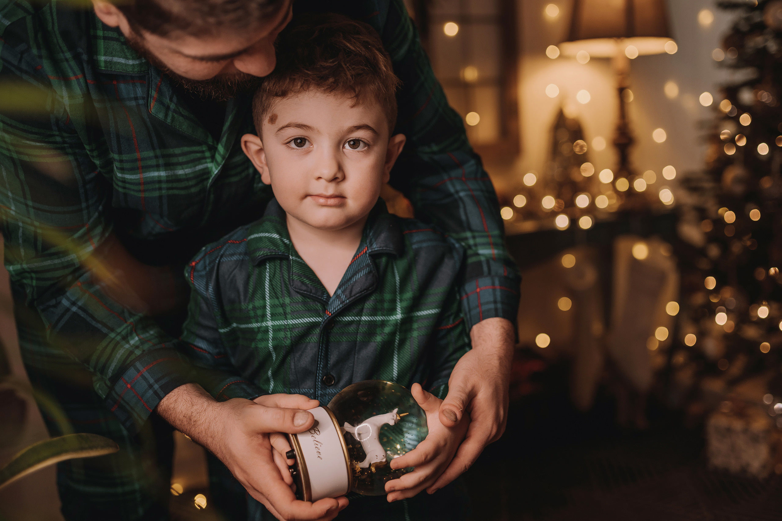 11.27.2022 Christmas Photoshoot 8. Wedding family event photographer in Chicago Nick Yushevich