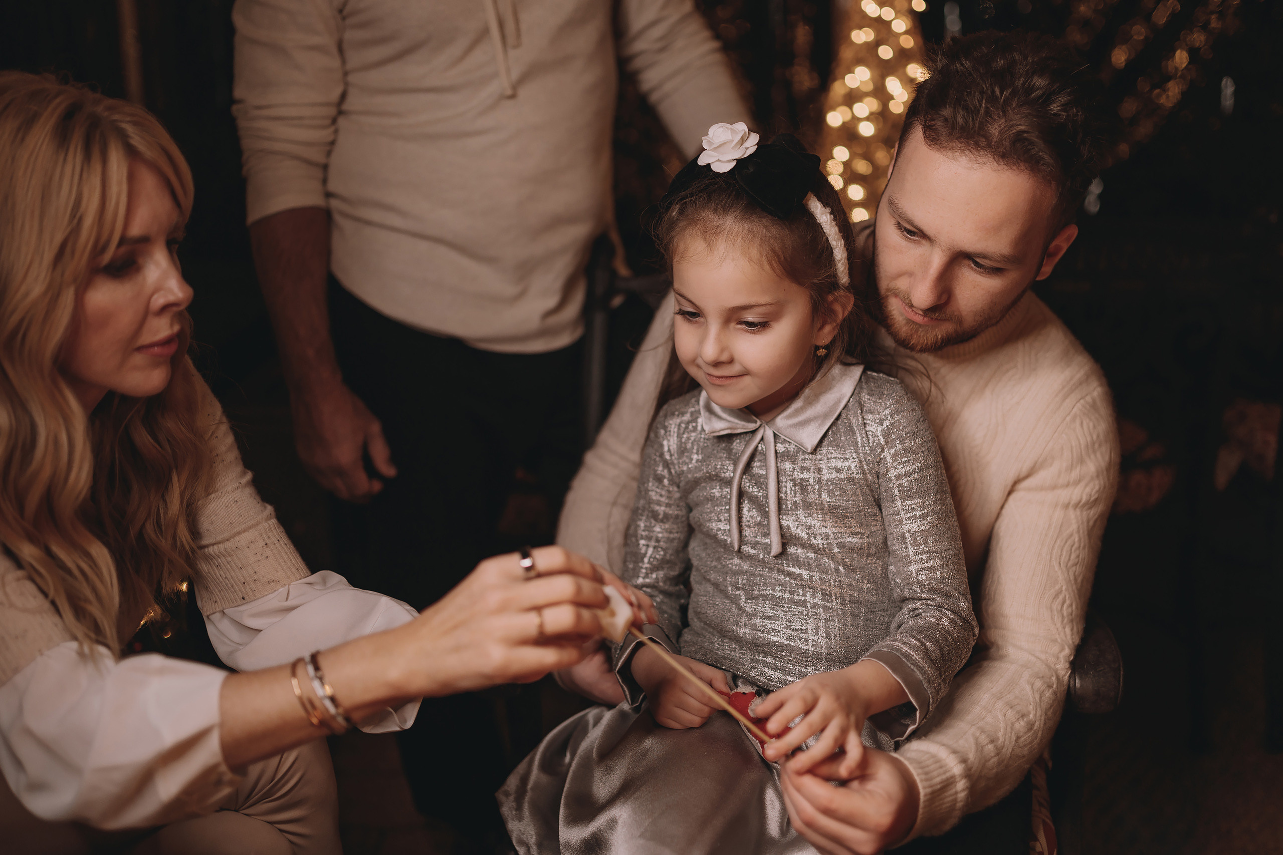 11.26.2022 Christmas Photoshoot. Wedding family event photographer in Chicago Nick Yushevich