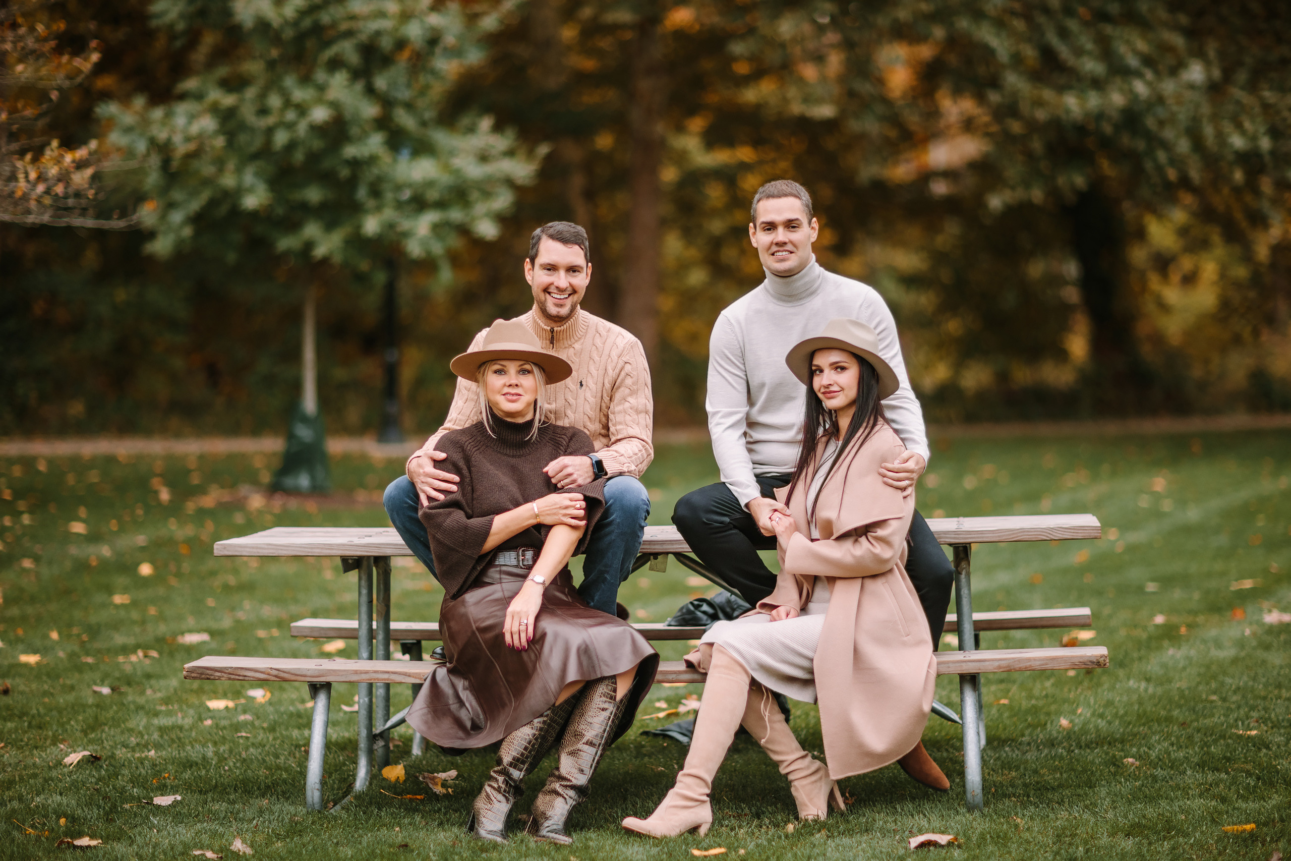 10.16.22 Family Photoshoot. Wedding family event photographer in Chicago Nick Yushevich