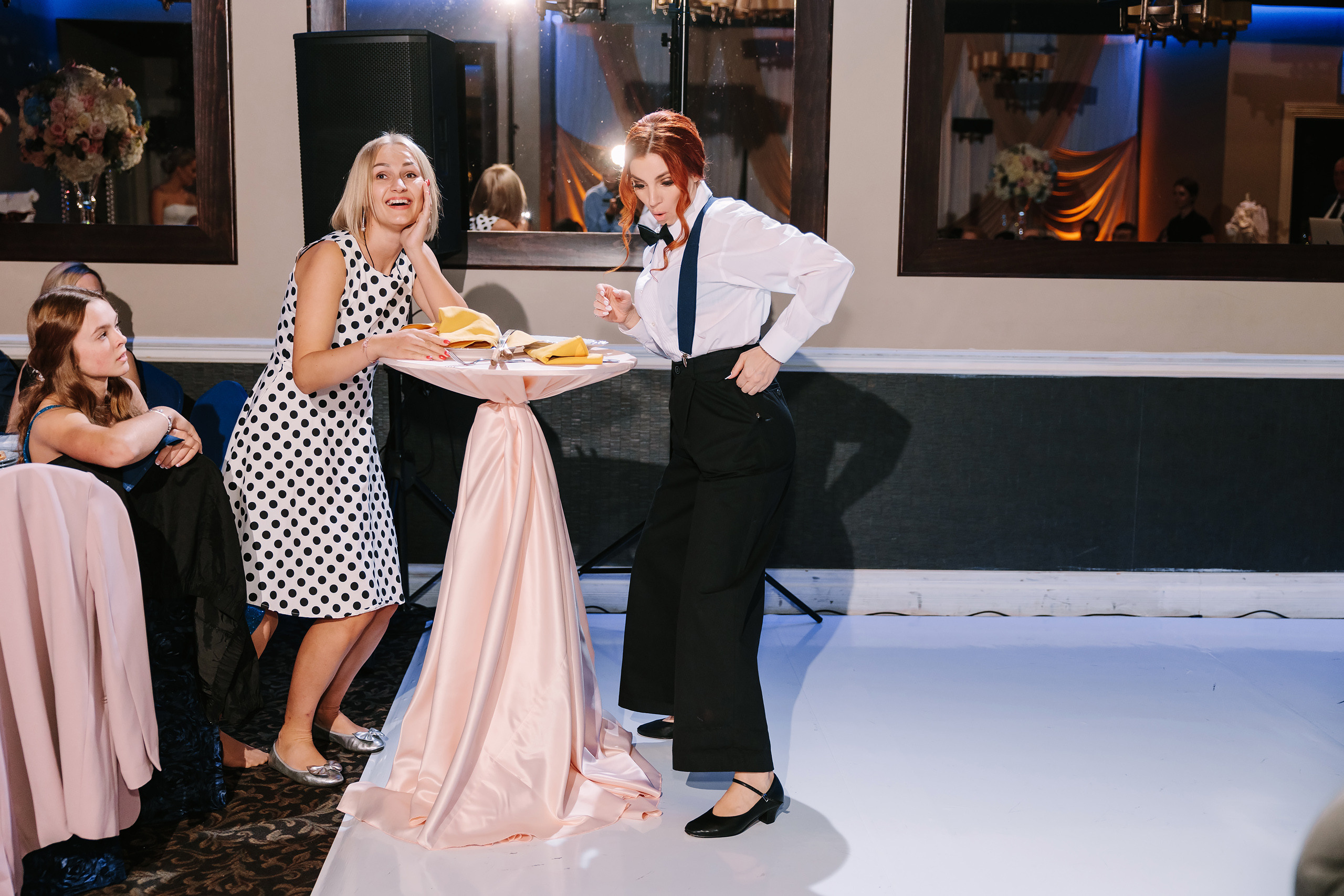 10.29.2022 Wedding. Wedding family event photographer in Chicago Nick Yushevich