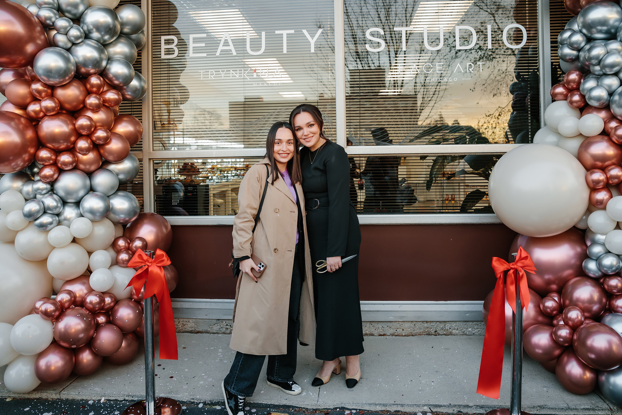 Grand Opening Trynkina Makeup 11.20.2022. Wedding family event photographer in Chicago Nick Yushevich