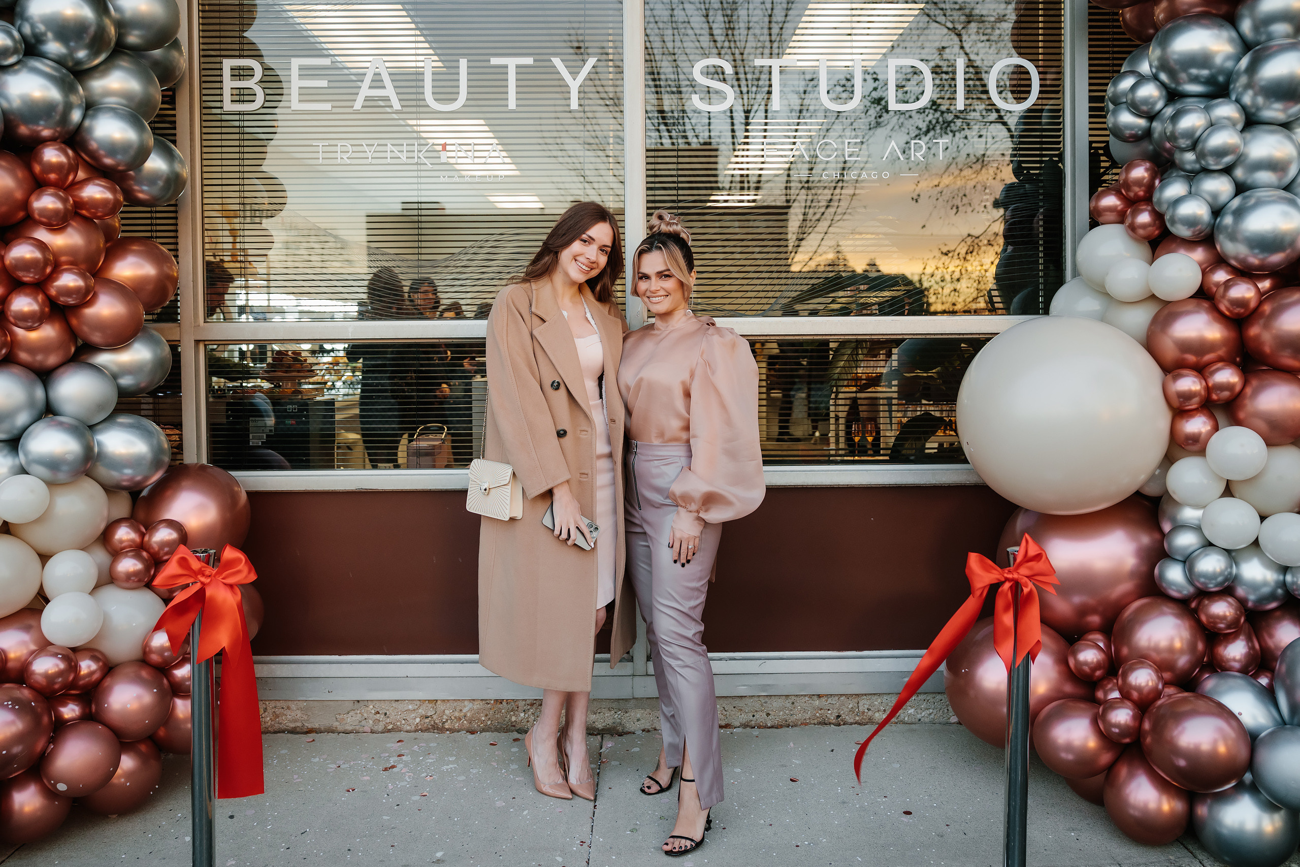 Grand Opening Trynkina Makeup 11.20.2022. Wedding family event photographer in Chicago Nick Yushevich