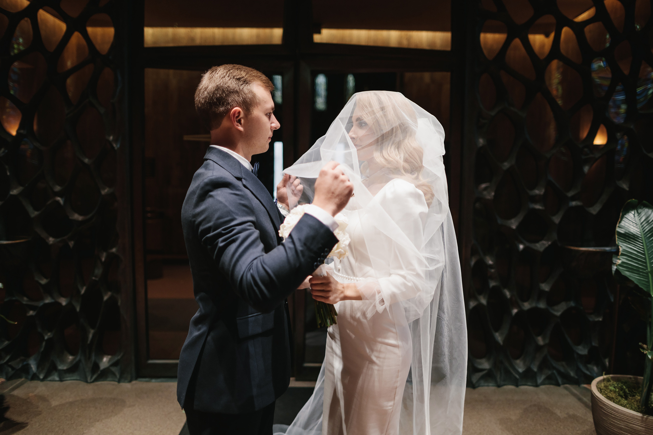 11.19.2022 Wedding. Wedding family event photographer in Chicago Nick Yushevich