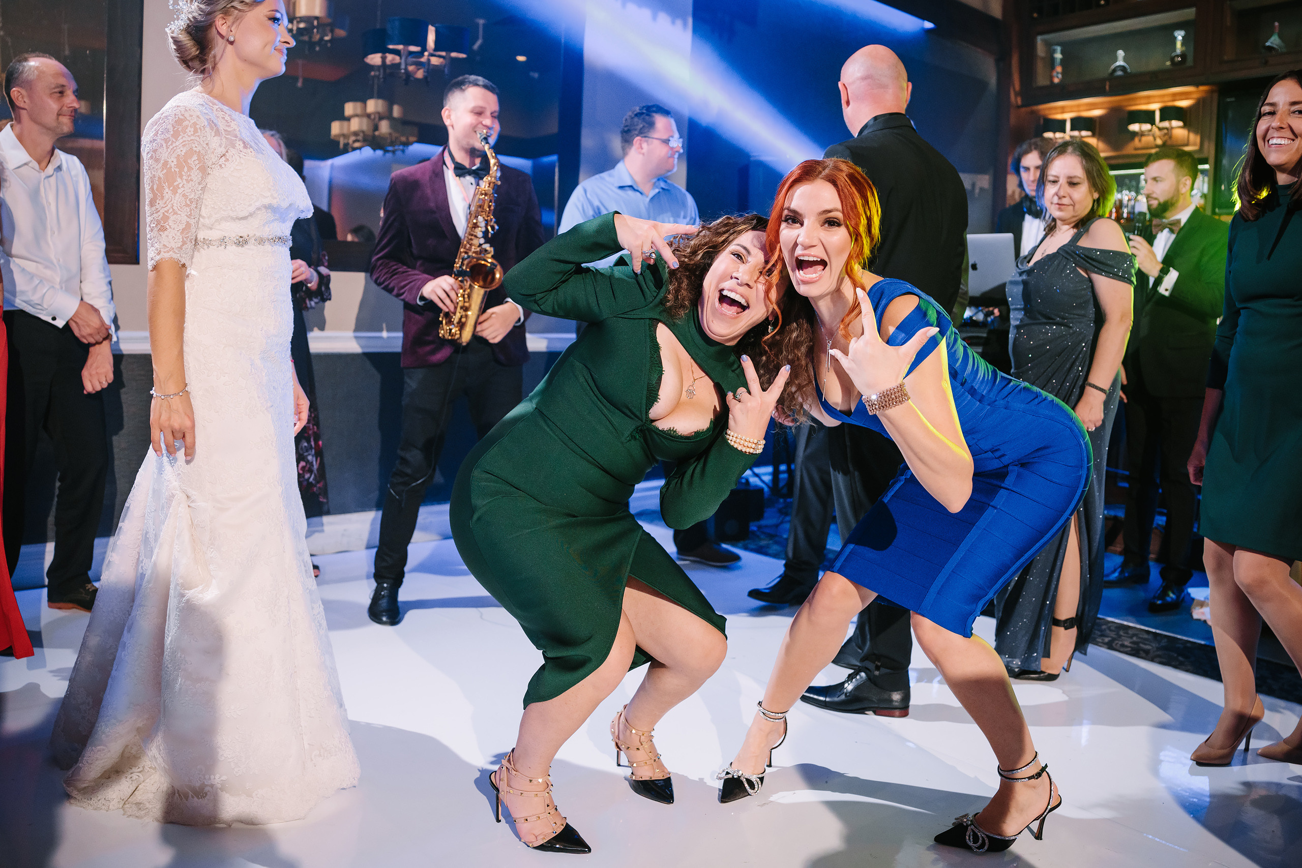 10.29.2022 Wedding. Wedding family event photographer in Chicago Nick Yushevich