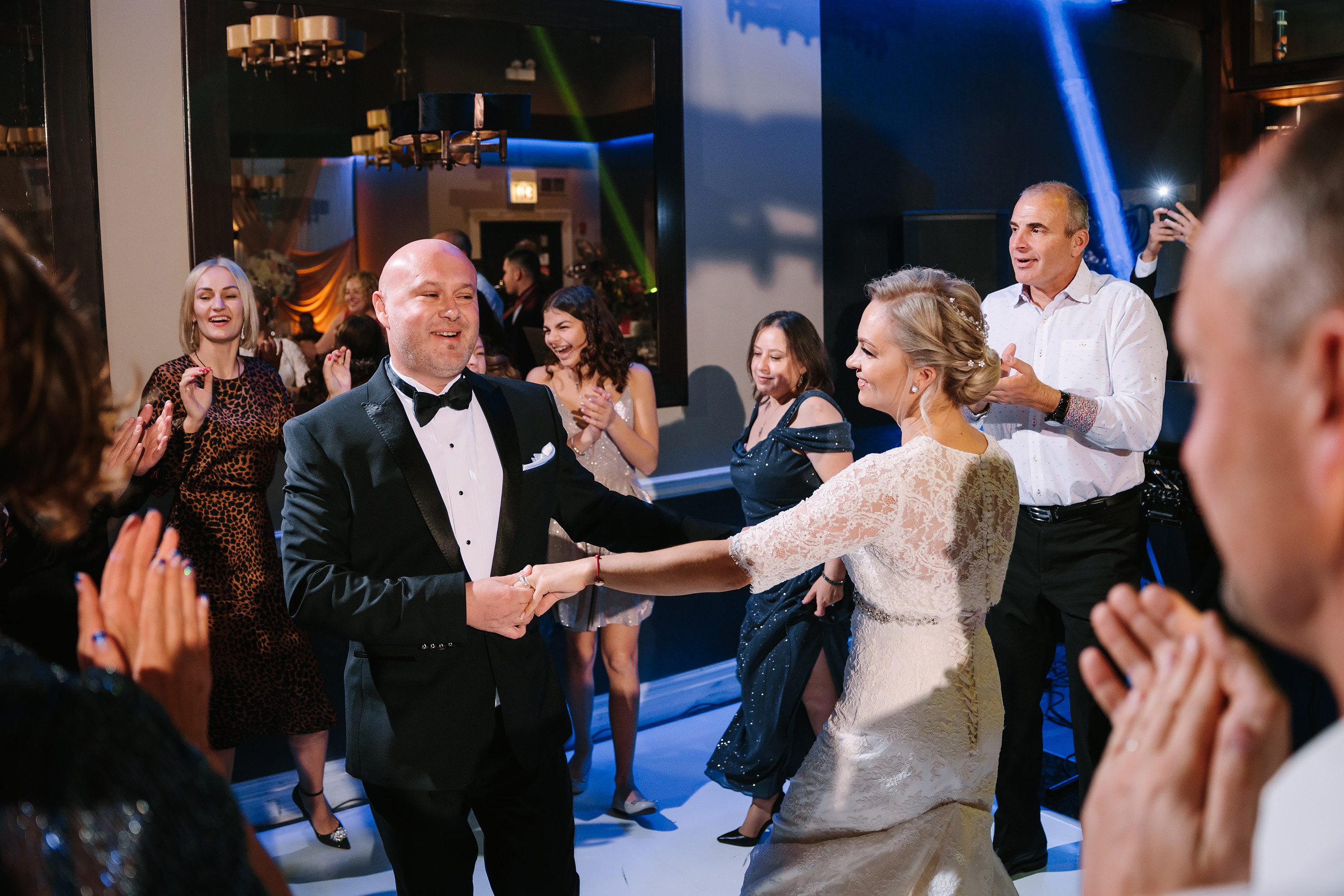 10.29.2022 Wedding. Wedding family event photographer in Chicago Nick Yushevich