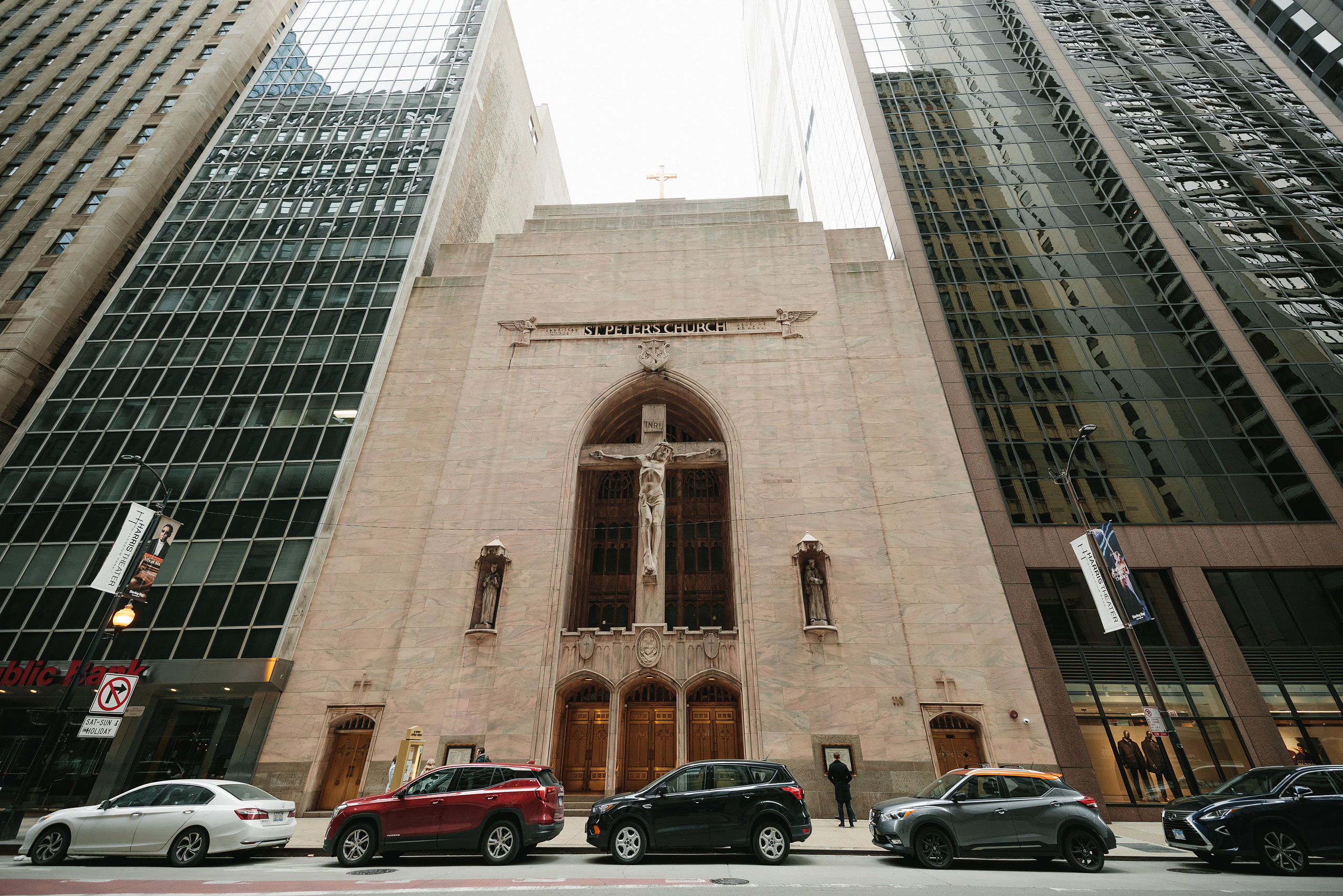 11.19.2022 Wedding. Wedding family event photographer in Chicago Nick Yushevich