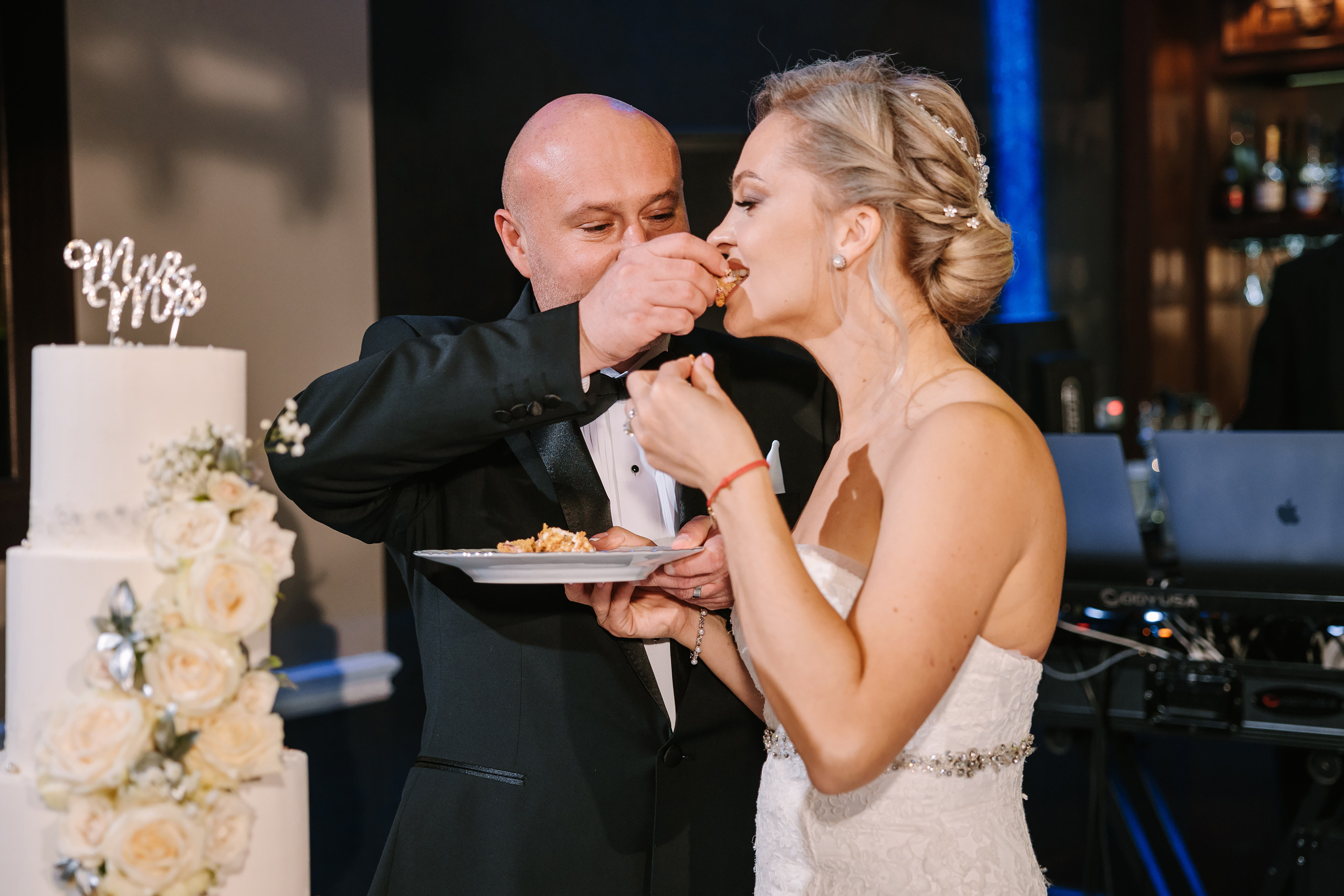 10.29.2022 Wedding. Wedding family event photographer in Chicago Nick Yushevich