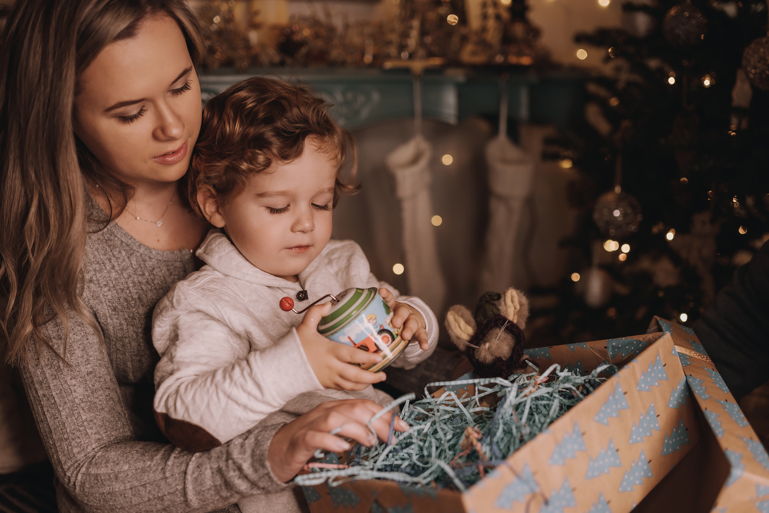 11.27.2022 Christmas Photoshoot 7. Wedding family event photographer in Chicago Nick Yushevich